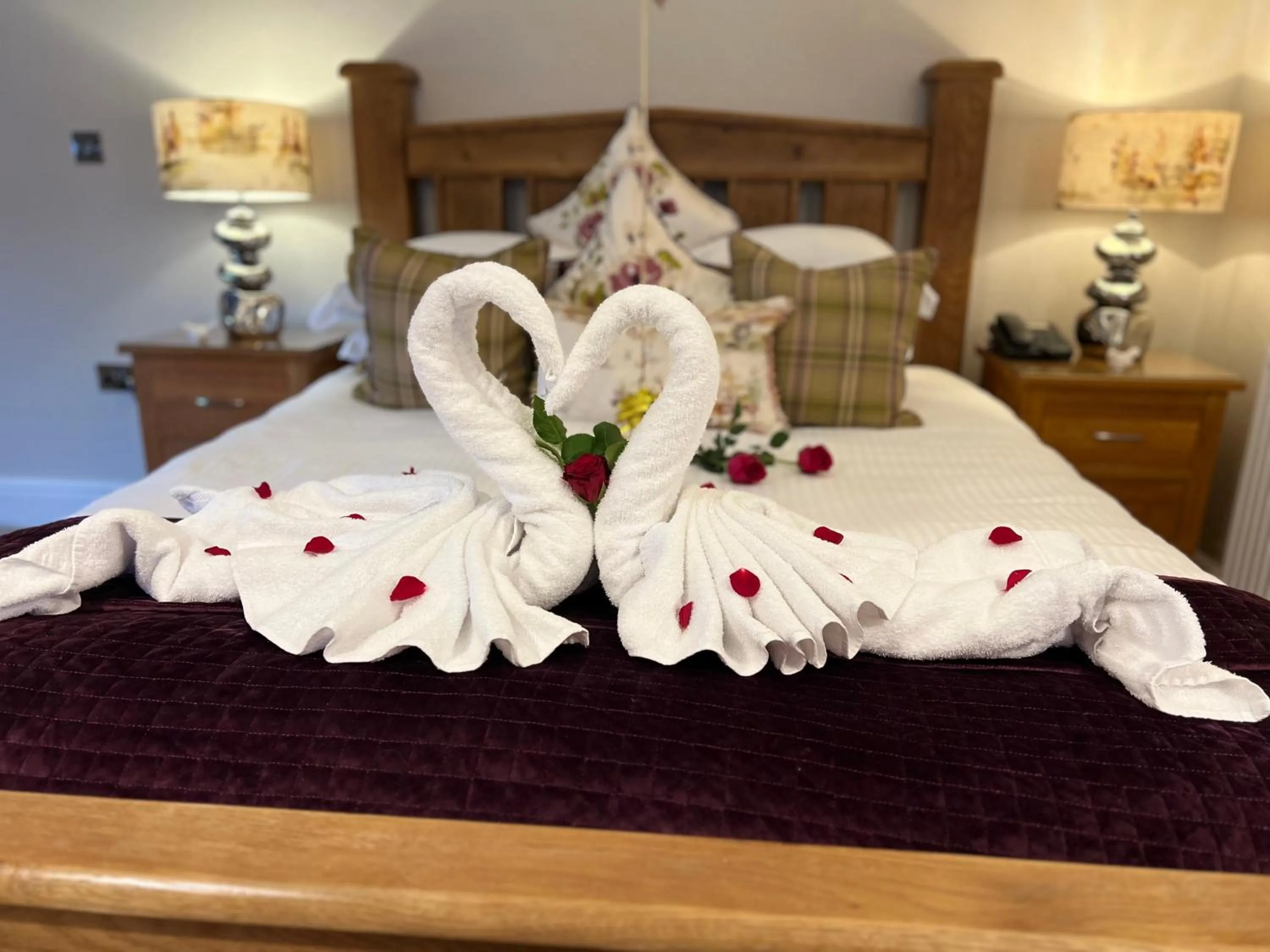 Bed in Windermere Boutique Hotel Spa Suites & Hot Tubs