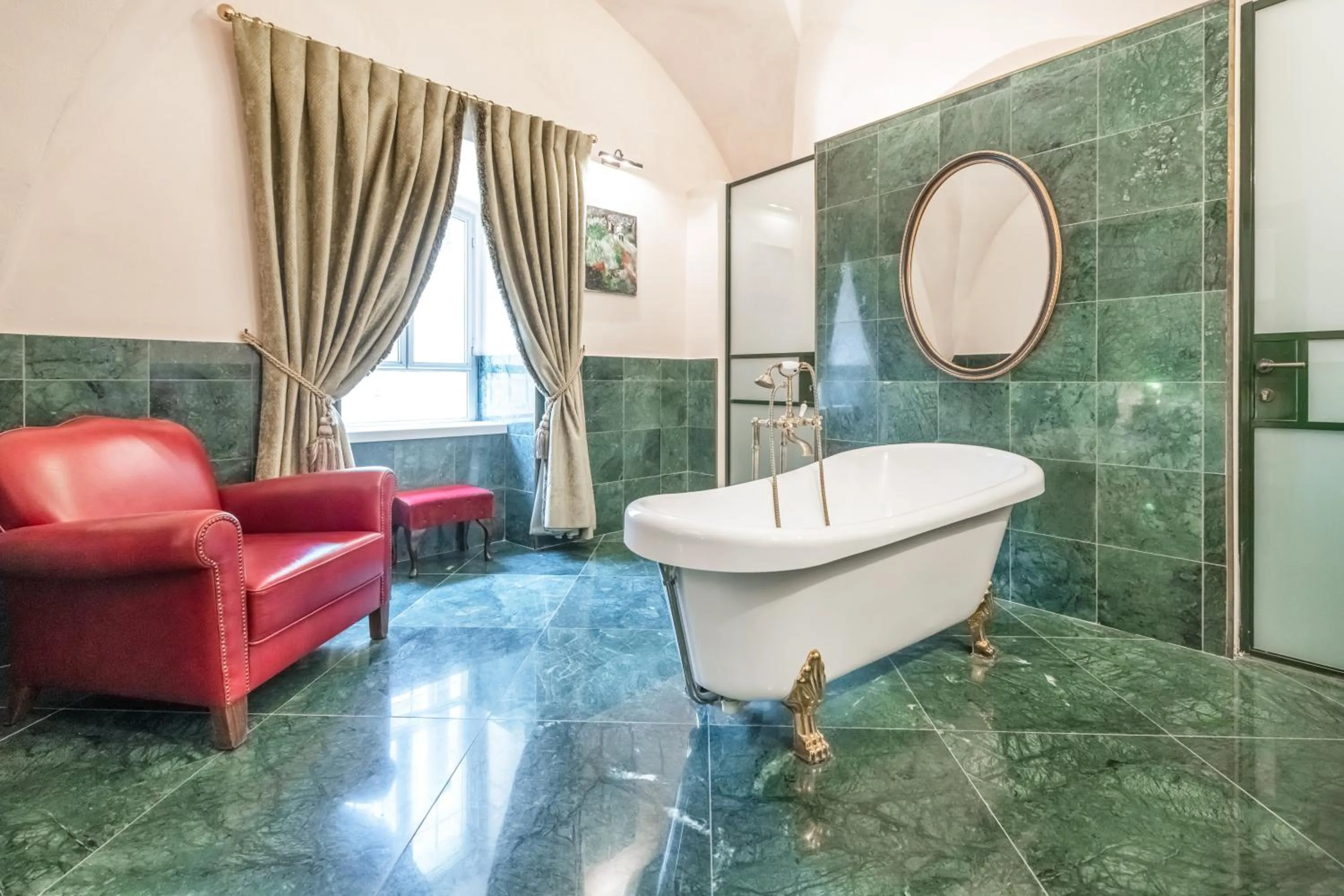 Shower in Casa Nova - Luxury Suites & Boutique Apart-Hotel