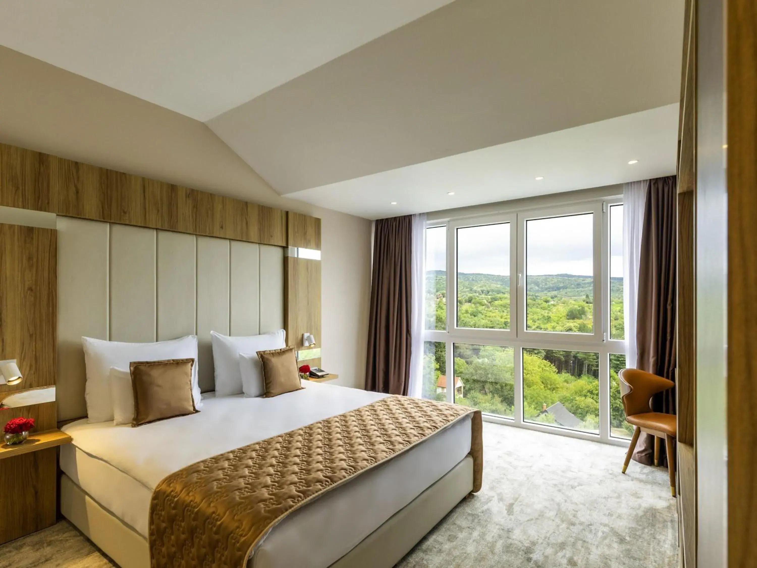 Presidential King Suite with Balcony - single occupancy in Movenpick Resort and Spa Fruske Terme Presidential King Suite with Balcony - single occupancy in Movenpick Resort and Spa Fruske Terme