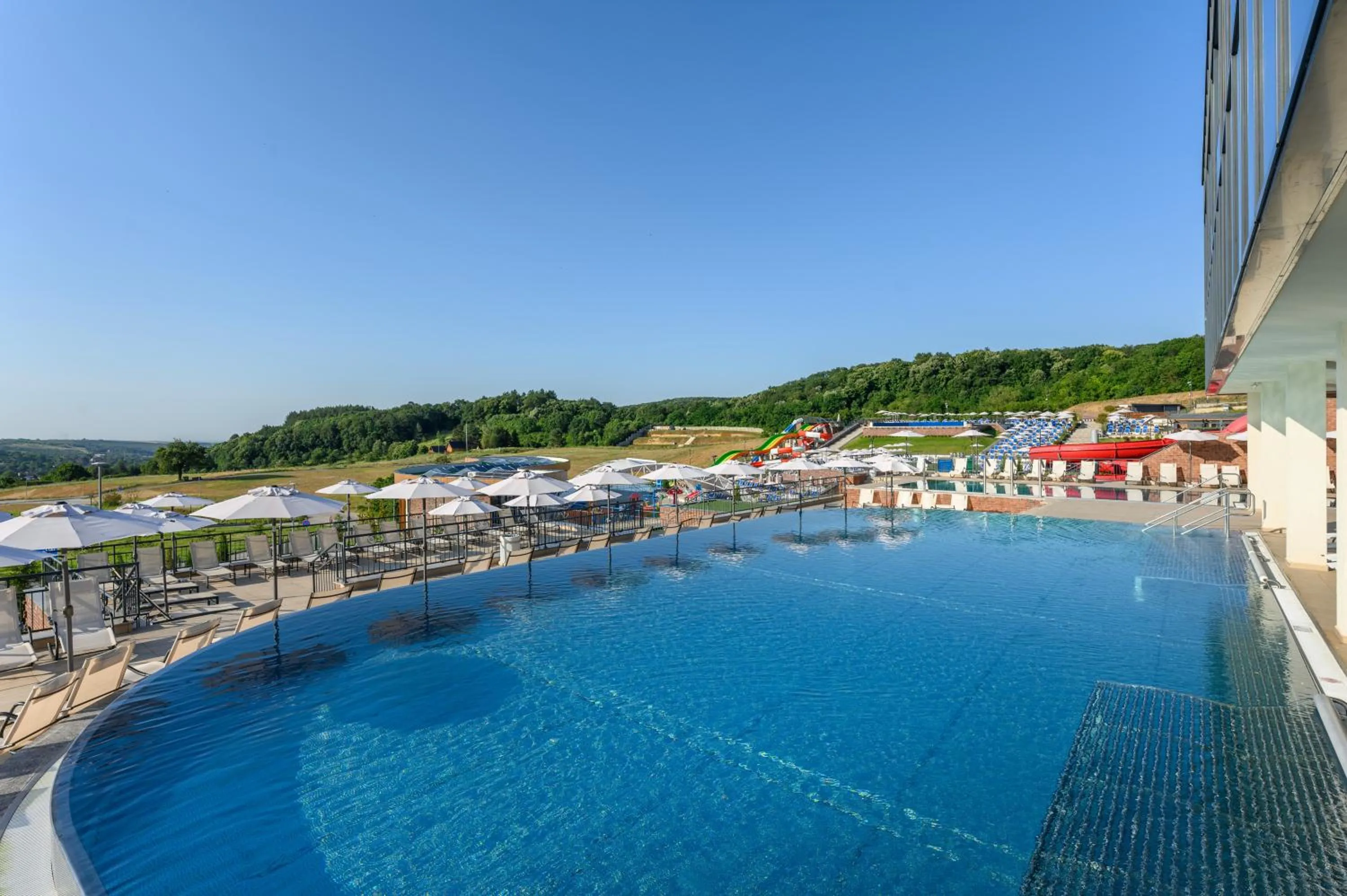 Swimming pool in Movenpick Resort and Spa Fruske Terme