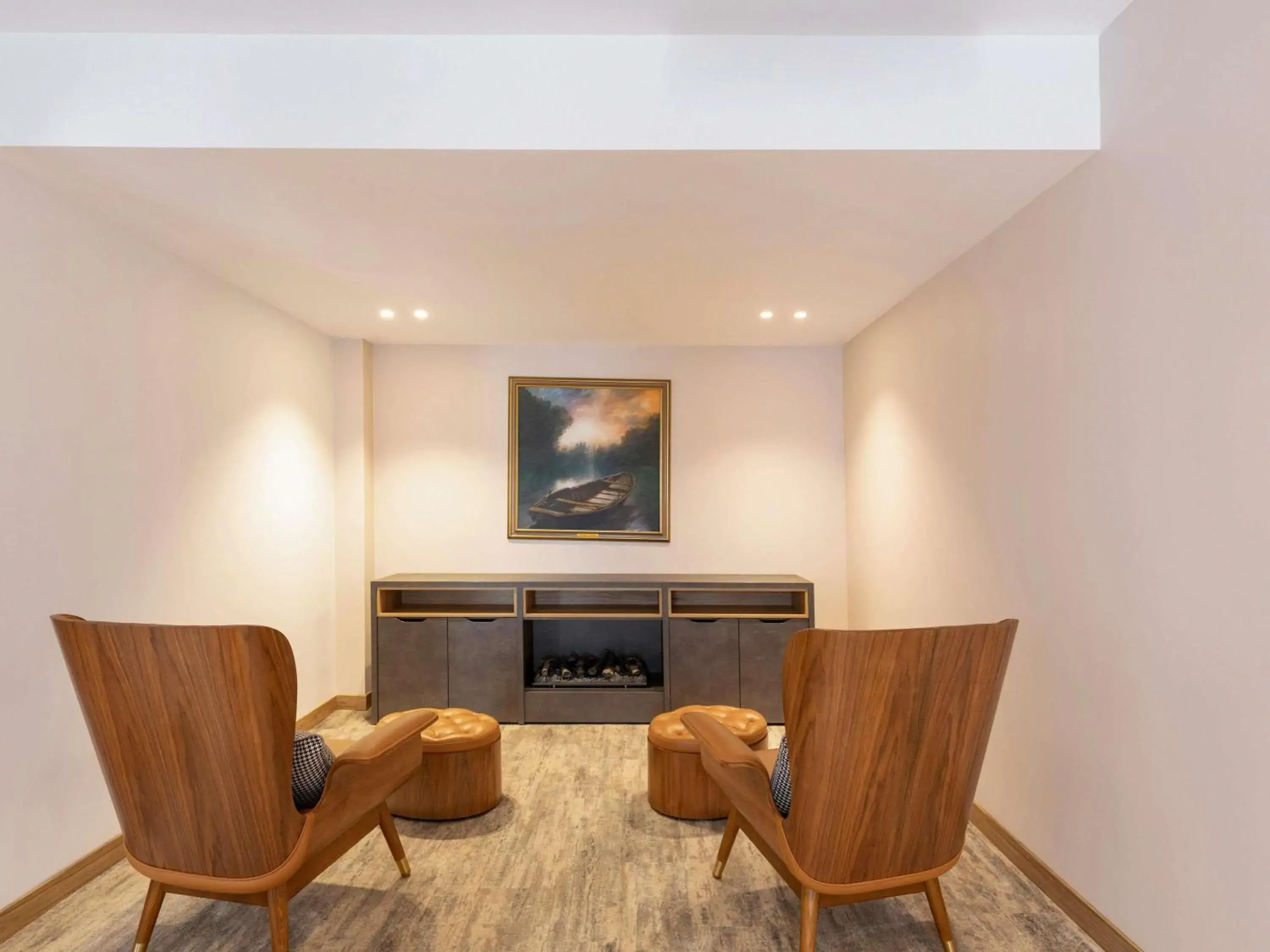 Presidential King Suite with Balcony - single occupancy in Movenpick Resort and Spa Fruske Terme Presidential King Suite with Balcony - single occupancy in Movenpick Resort and Spa Fruske Terme