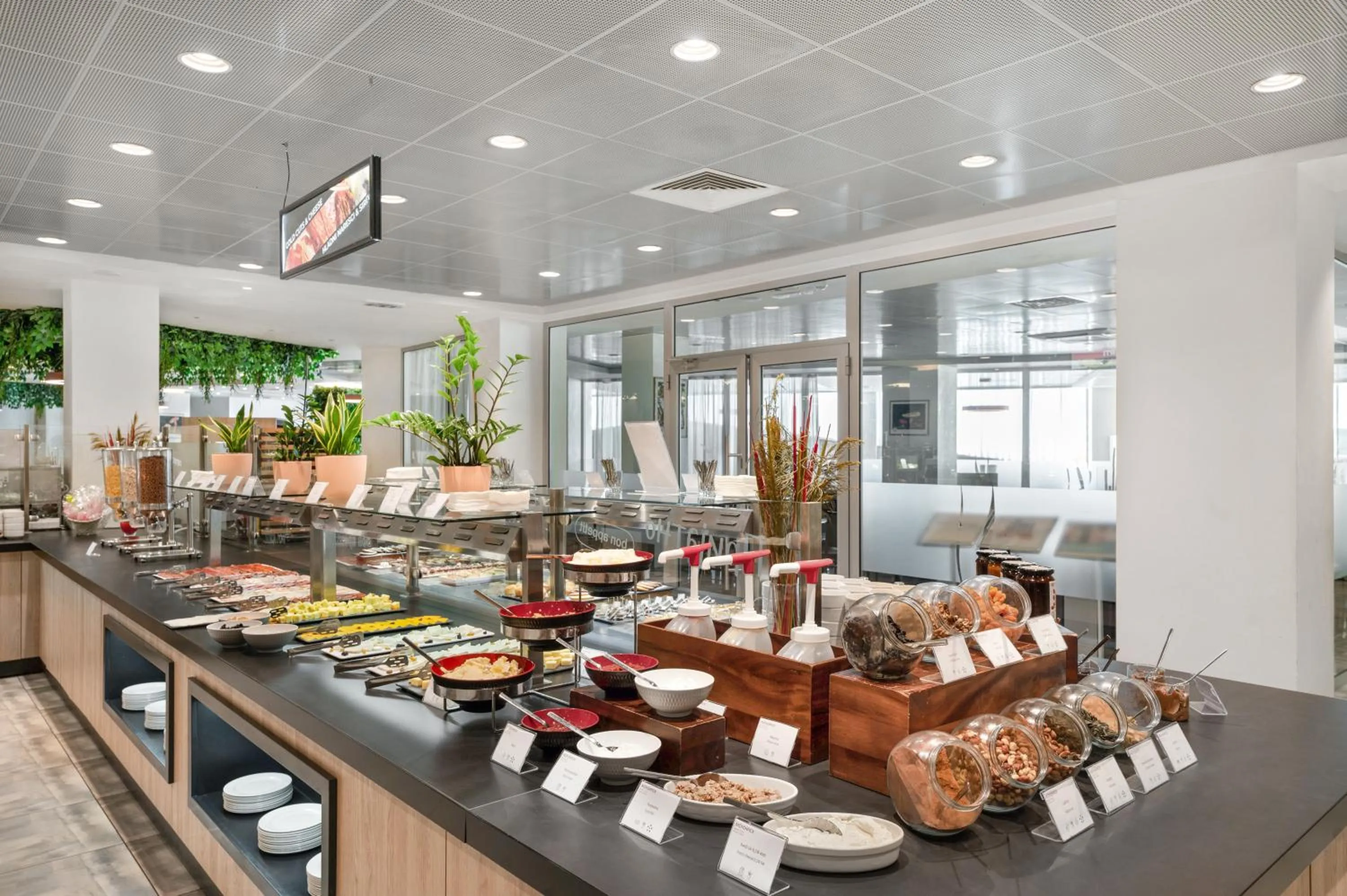 Buffet breakfast in Movenpick Resort and Spa Fruske Terme