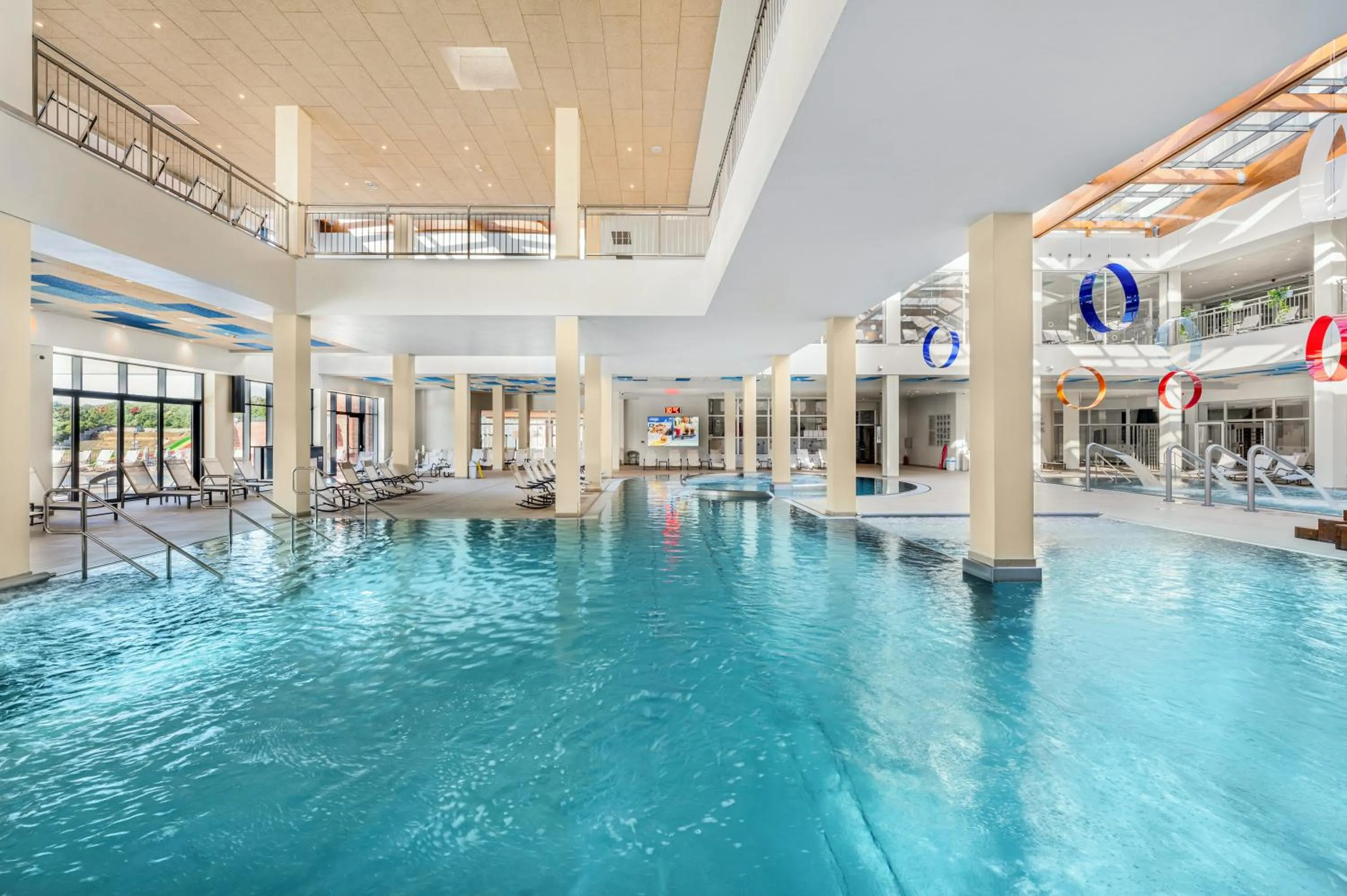 Swimming pool in Movenpick Resort and Spa Fruske Terme