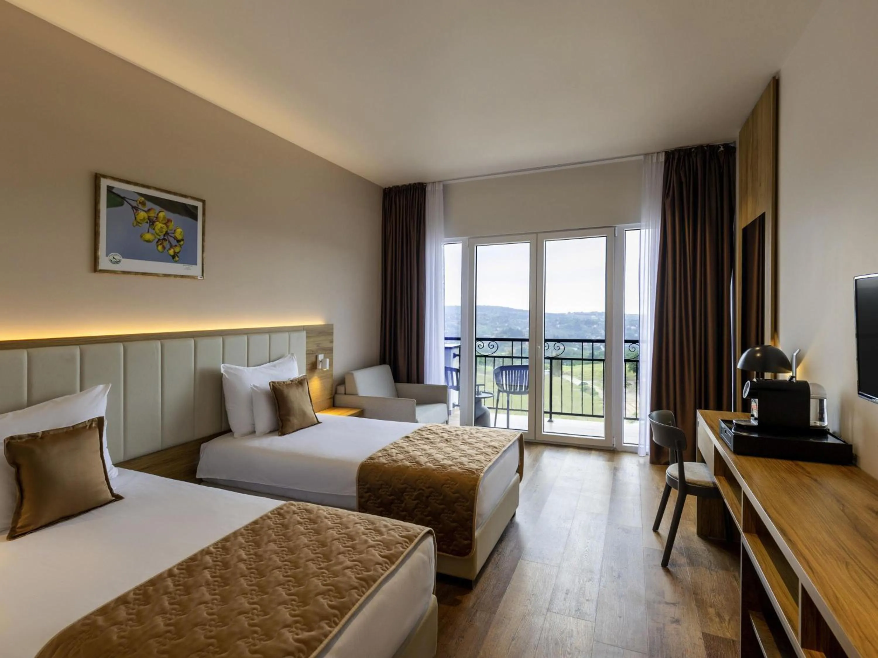 Bedroom, Bed in Movenpick Resort and Spa Fruske Terme