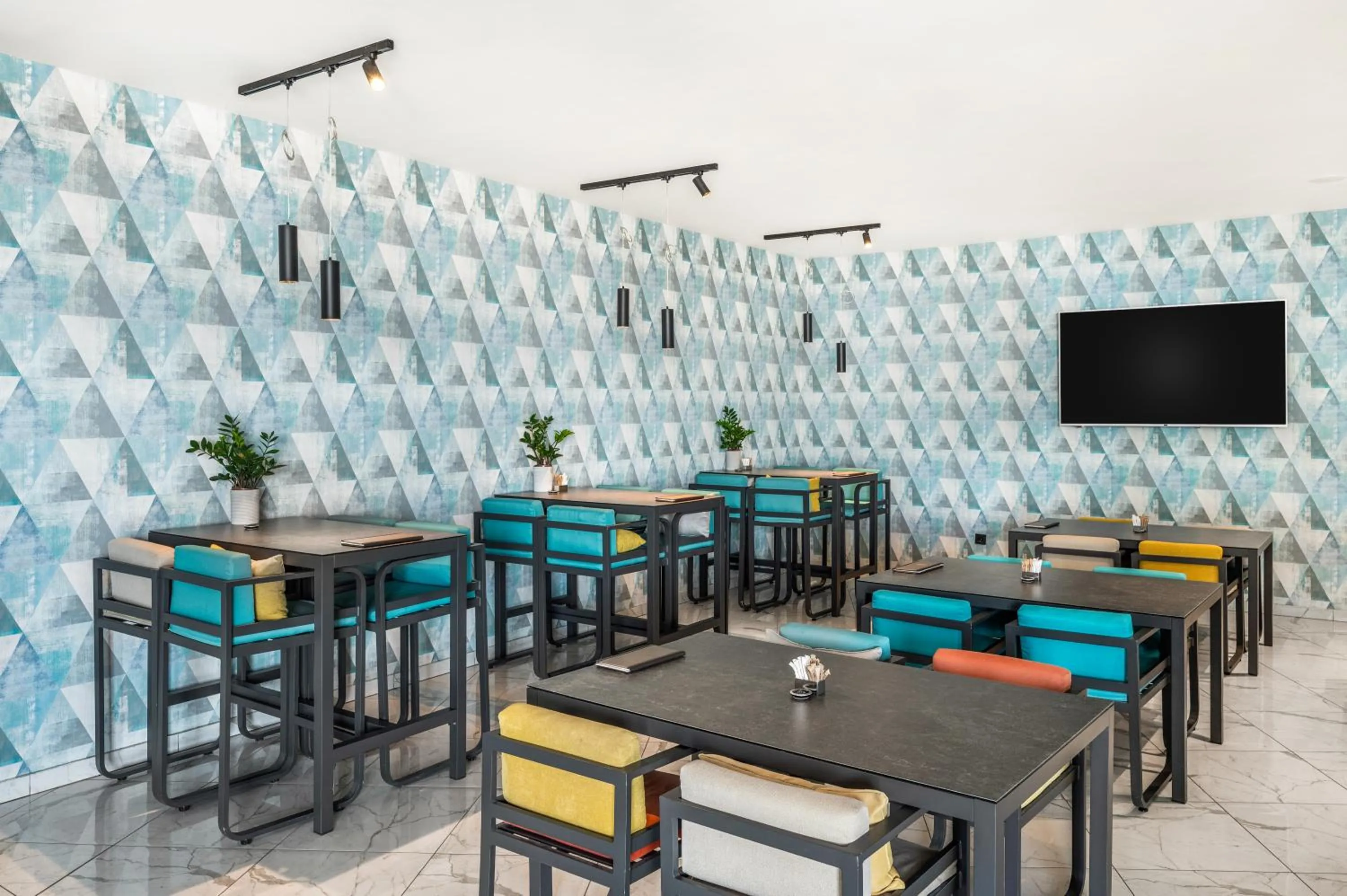 Lounge or bar in Movenpick Resort and Spa Fruske Terme