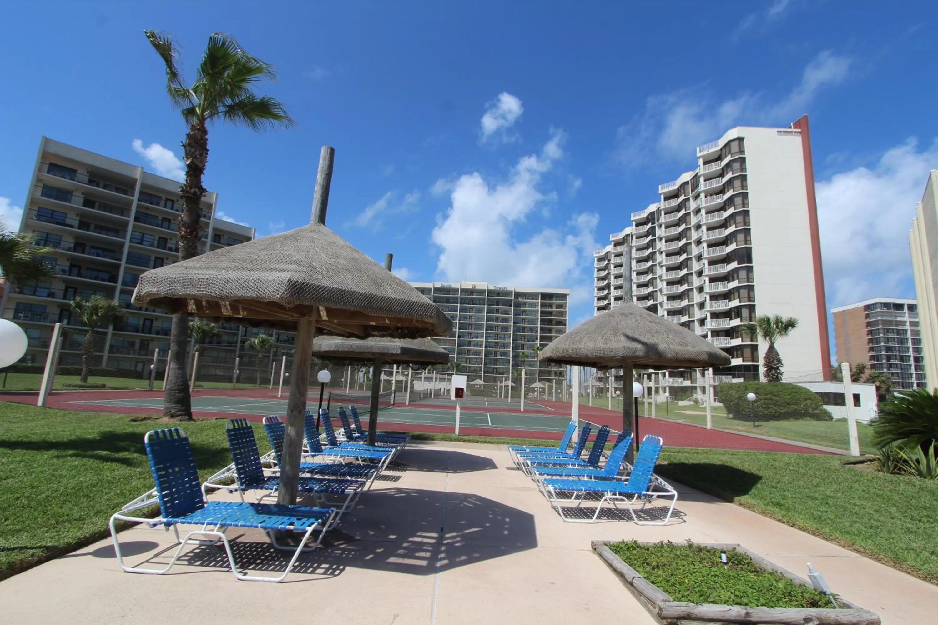 Tennis court in Royale Beach and Tennis Club