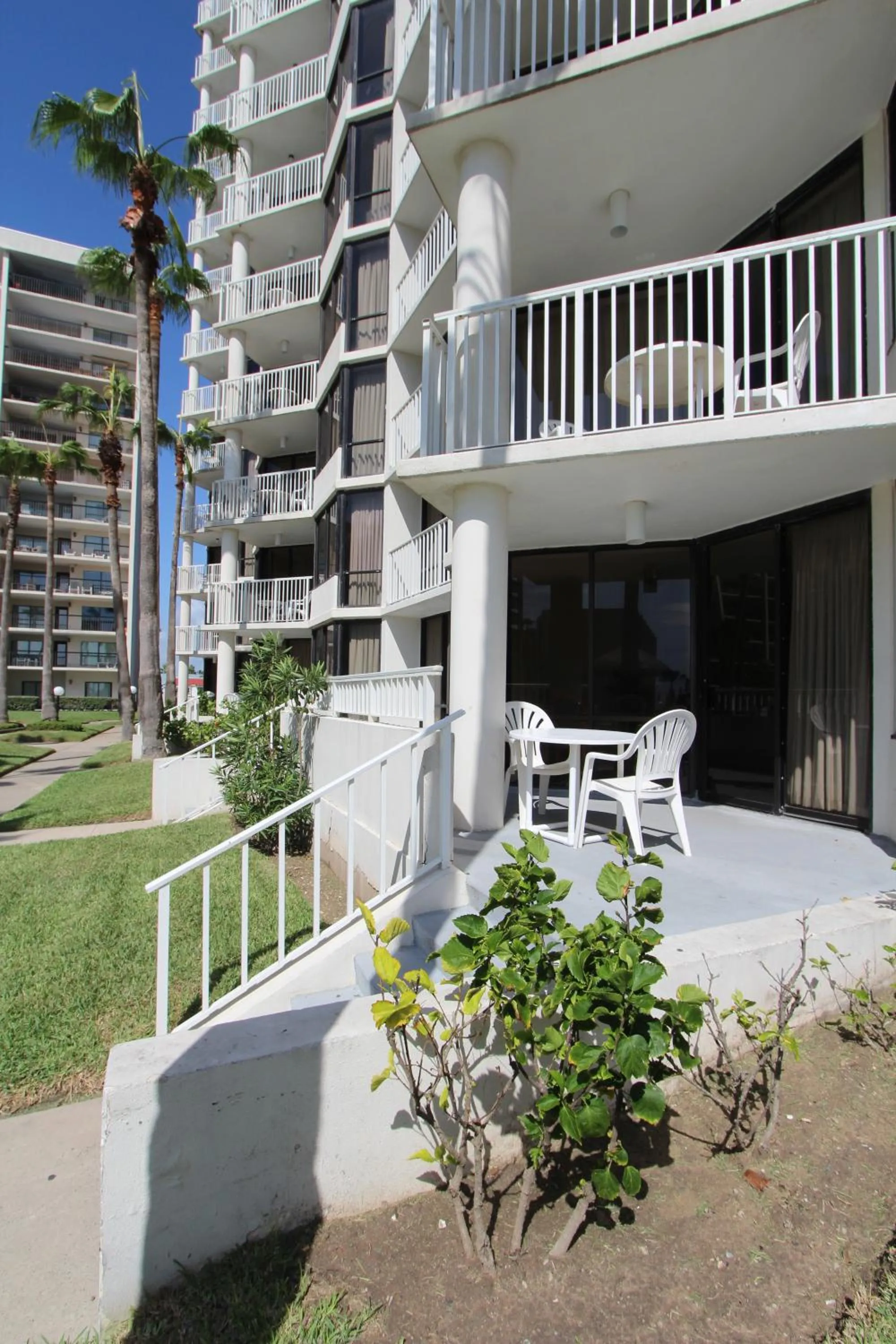 Property building in Royale Beach and Tennis Club