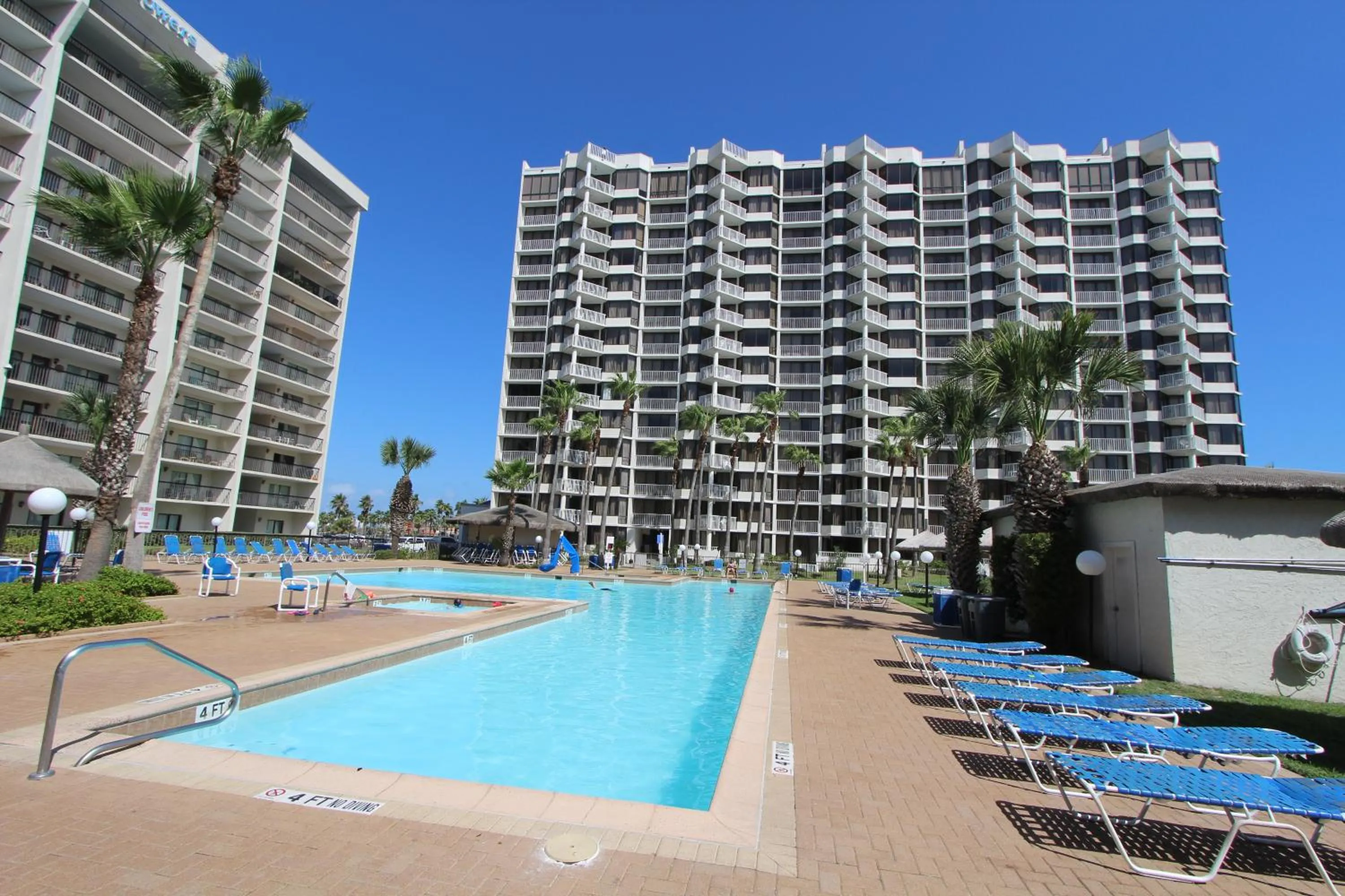 Swimming pool in Royale Beach and Tennis Club