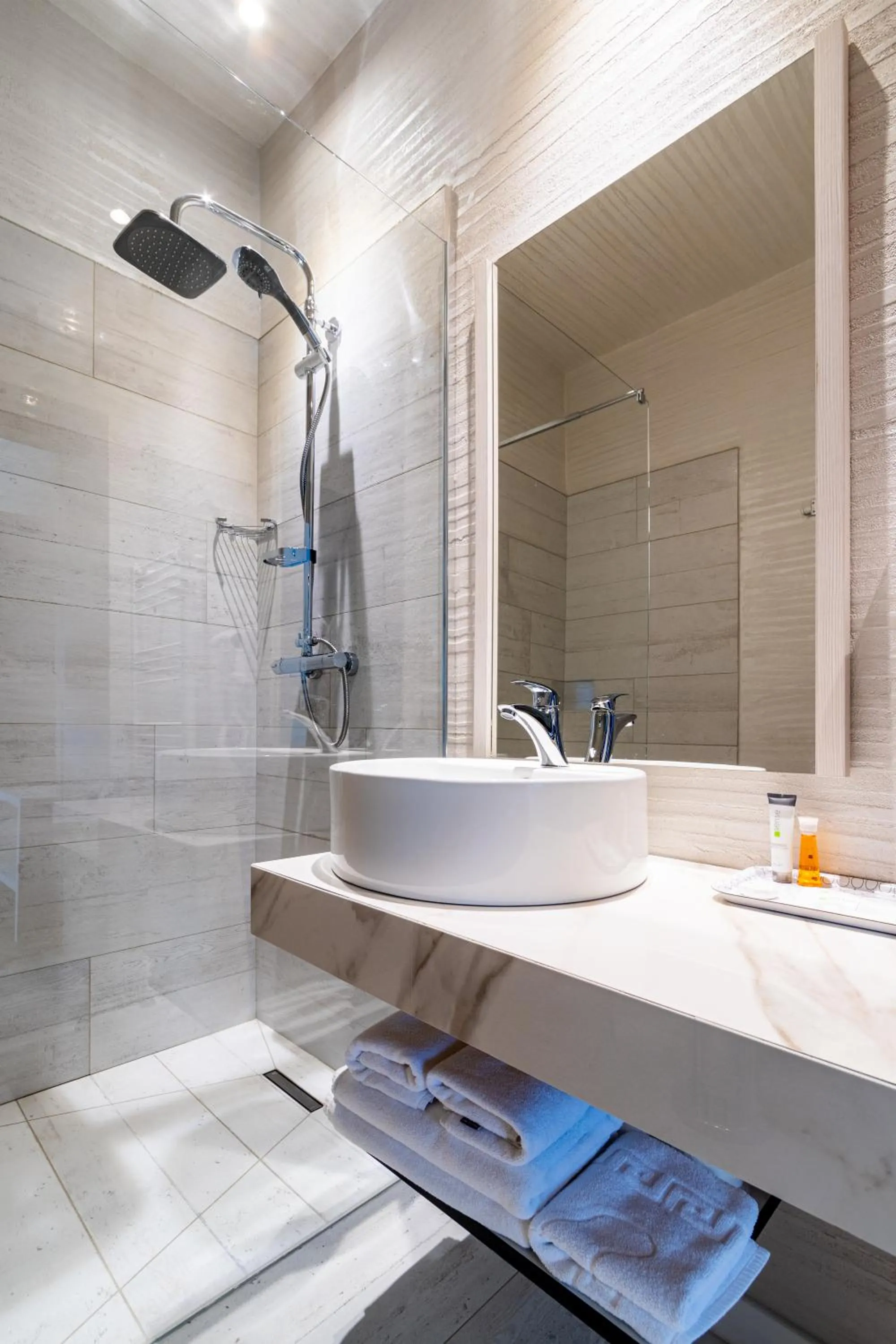 Bathroom in Hotel Bulevard