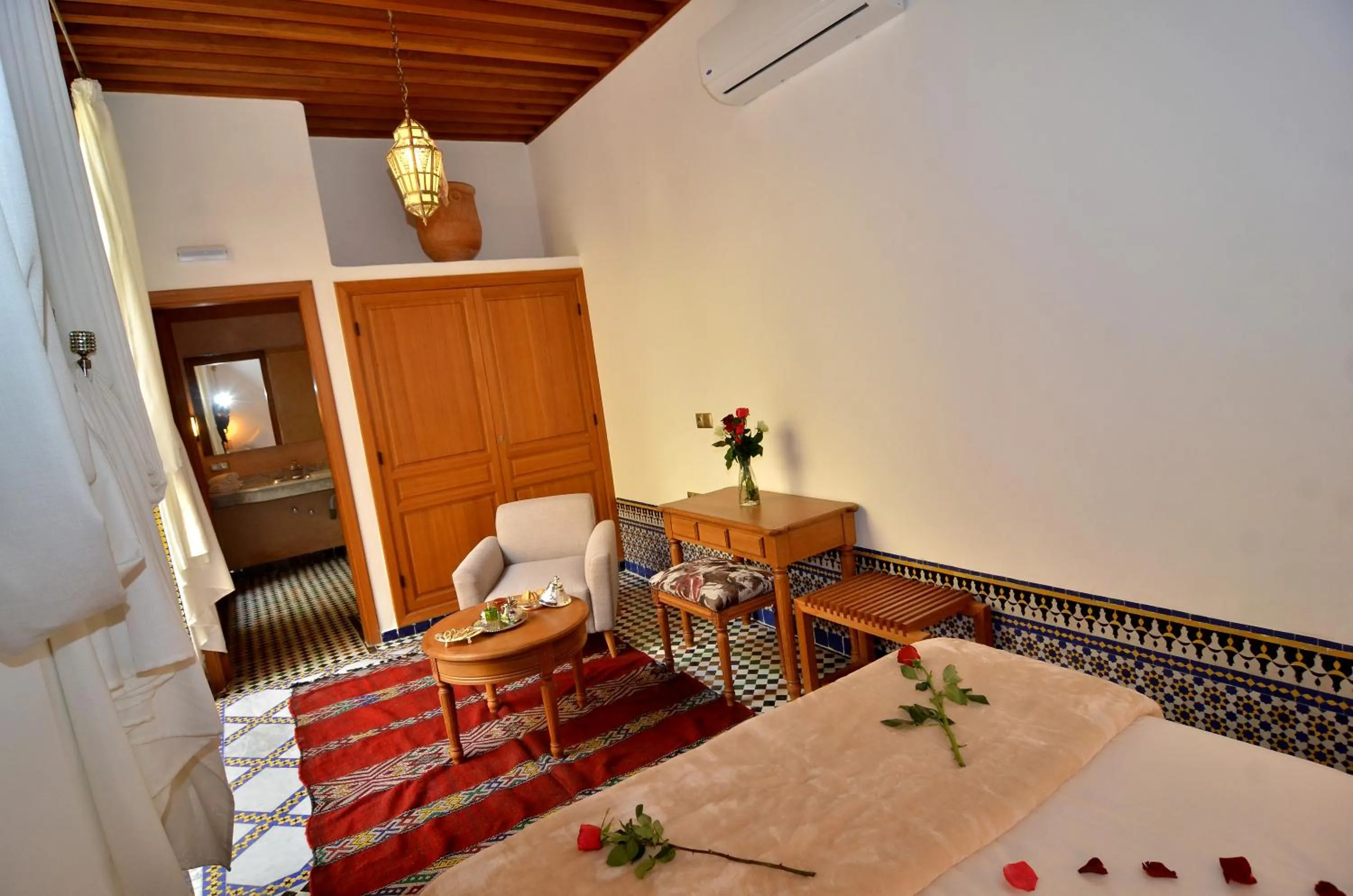 Coffee/tea facilities in Riad Al Ansari