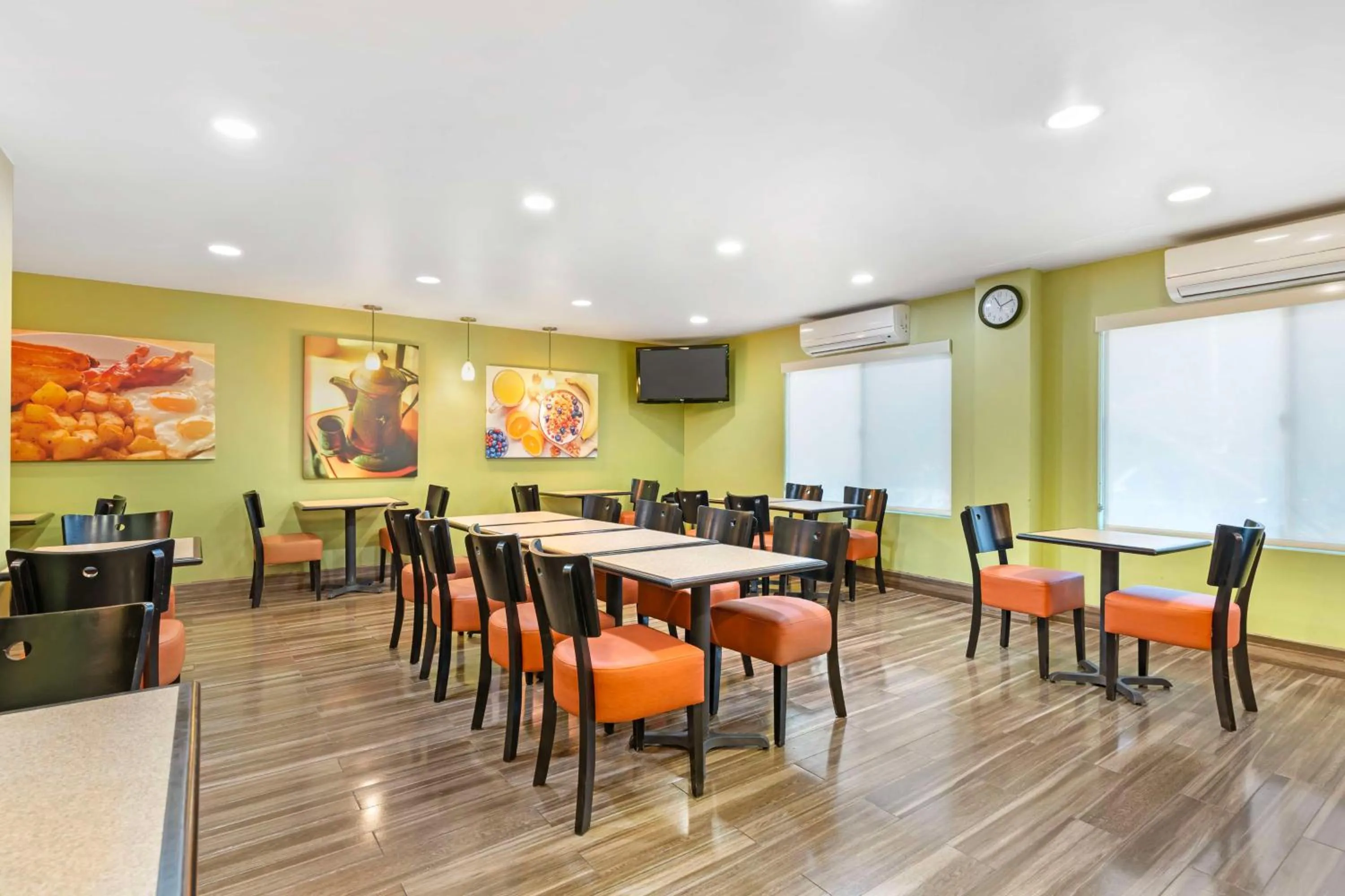 Restaurant/places to eat in Best Western Plus Heritage Inn