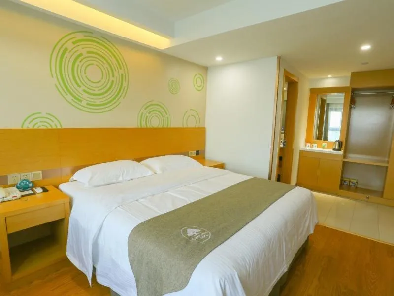Bed in GreenTree Inn Shangqiu Liangyuan District Suiyang Avenue Hotel
