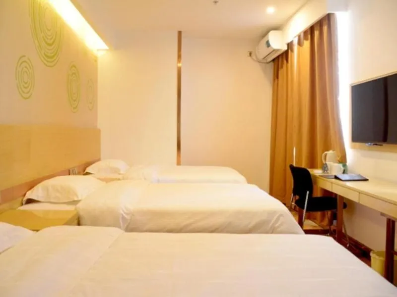 GreenTree Inn Taiyuan Wanbailin District West Bua Station Express Hotel