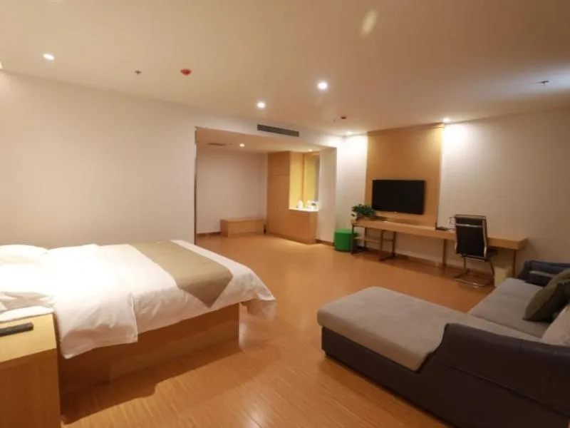 Bed in GreenTree Inn Anyang Neihuang District Zaoxiang Road Hotel