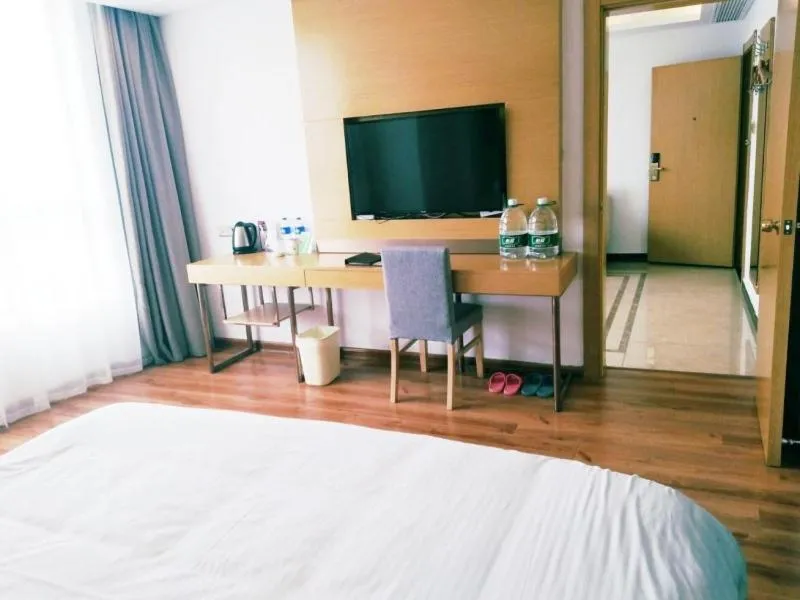 Bed in Vatica Fuyang Linquan County Tenghui International City Hotel