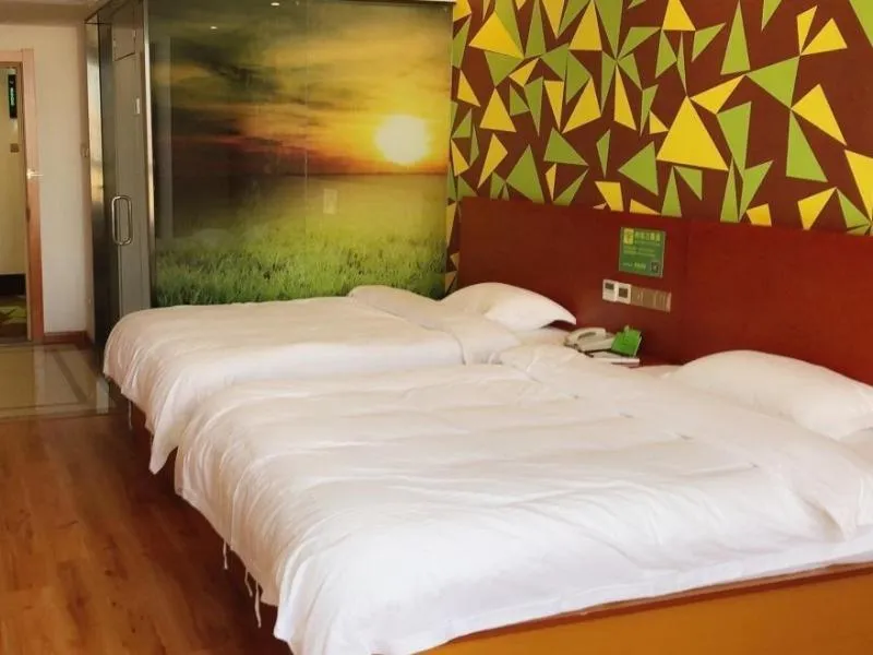 Bed in Vatica Fuyang Linquan County Tenghui International City Hotel