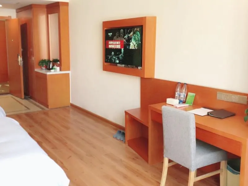 Bed in Vatica Fuyang Linquan County Tenghui International City Hotel