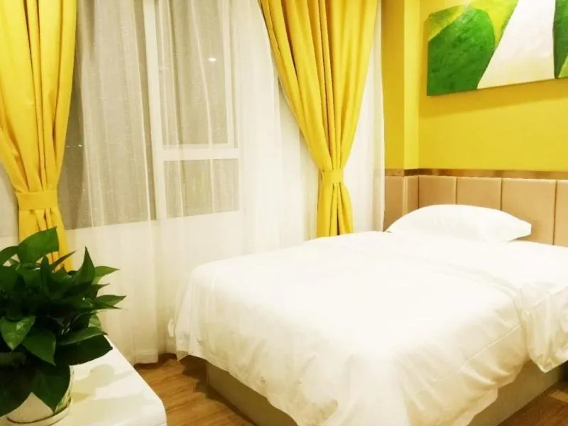 Bed in Shell Shanghai Baoshan District Tieli Road Subway Station Tiefeng Road Hotel