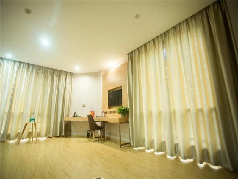 GreenTree Inn Zhoushan Baiquan Colorful Plaza Express Hotel