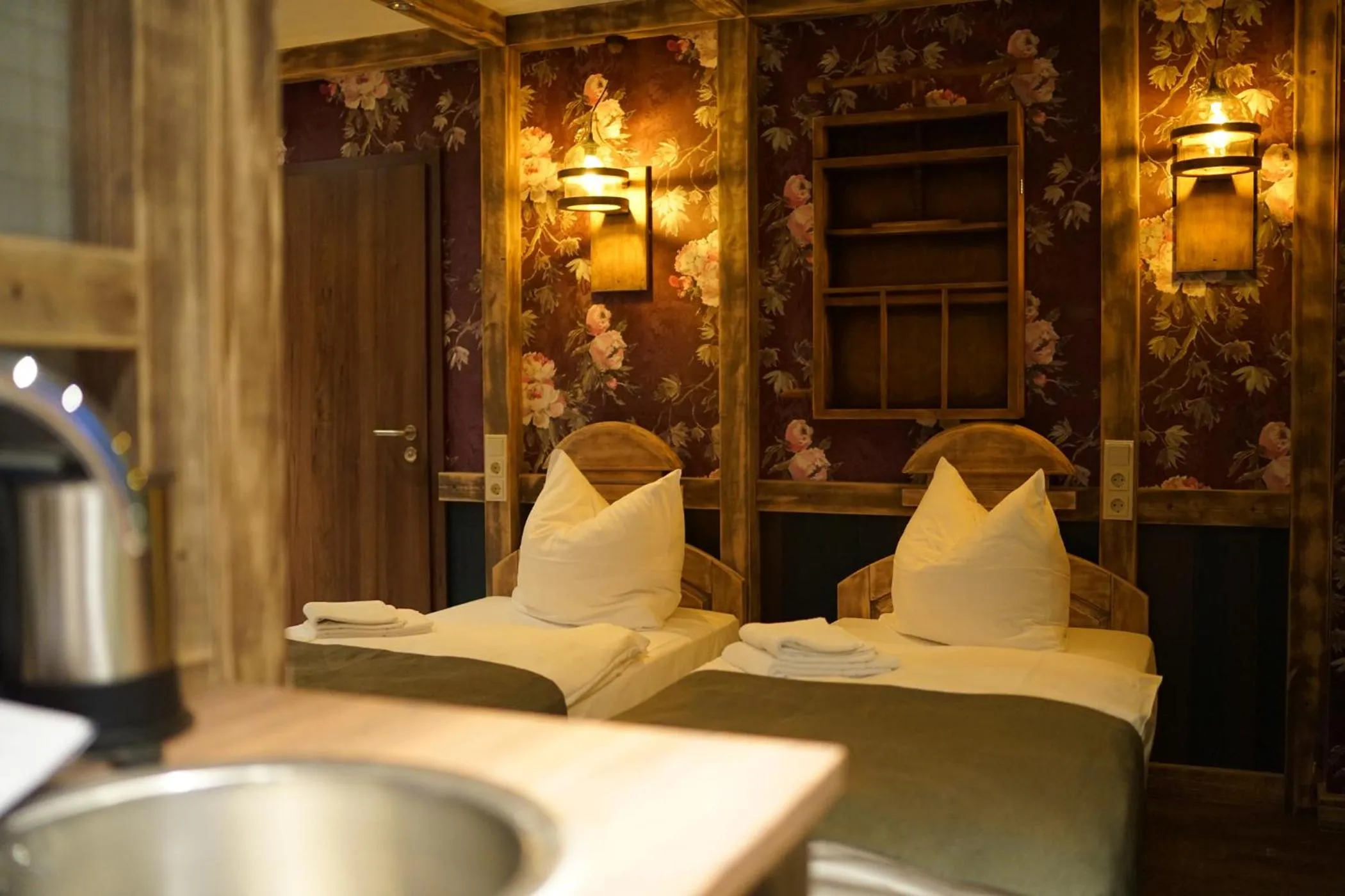 Bedroom, Bed in Aparthotel MyCologne