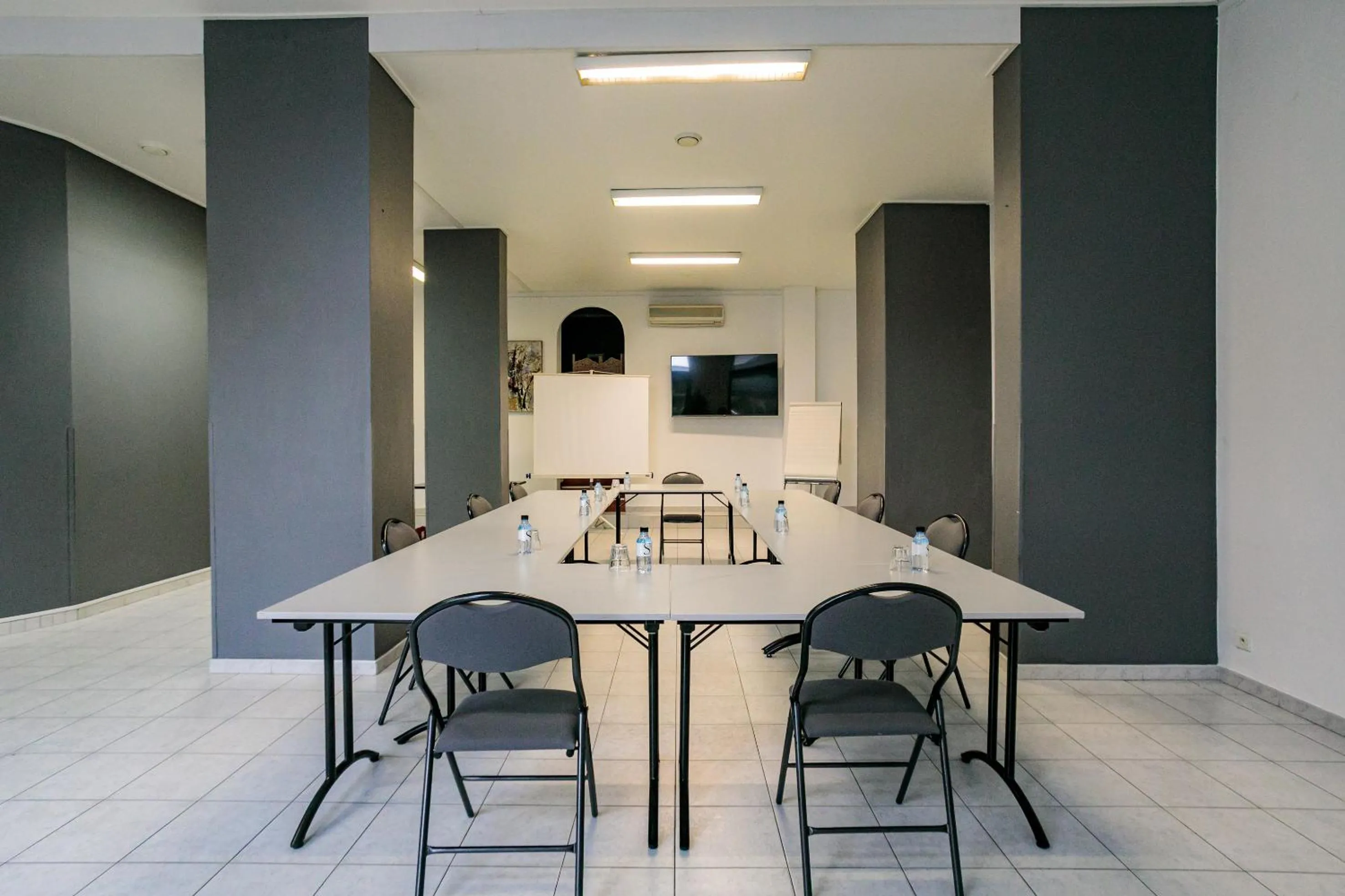 Meeting/conference room in Hôtel Spunta Di Mare