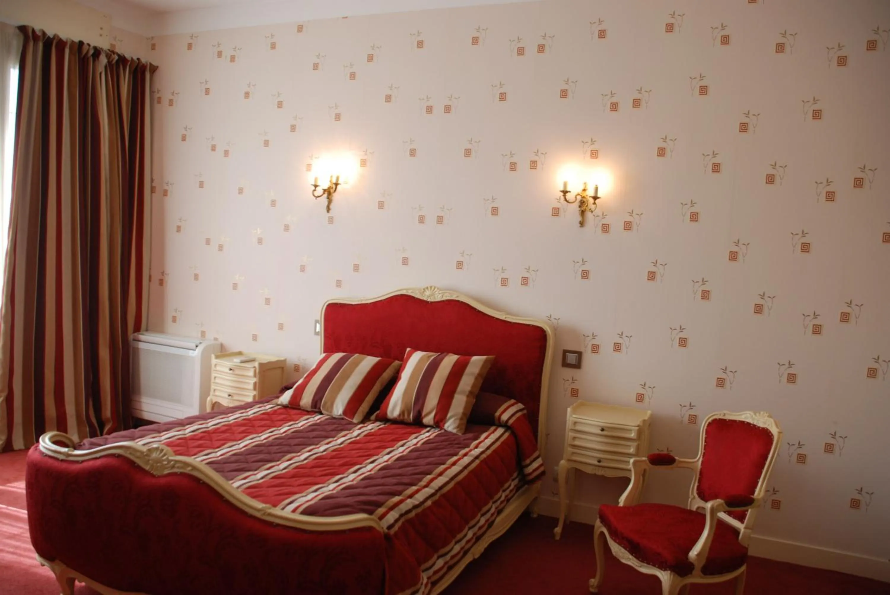 Villa Suite (1 to 2 people) in Hôtel Restaurant Le Bellevue Montrichard 3 étoiles