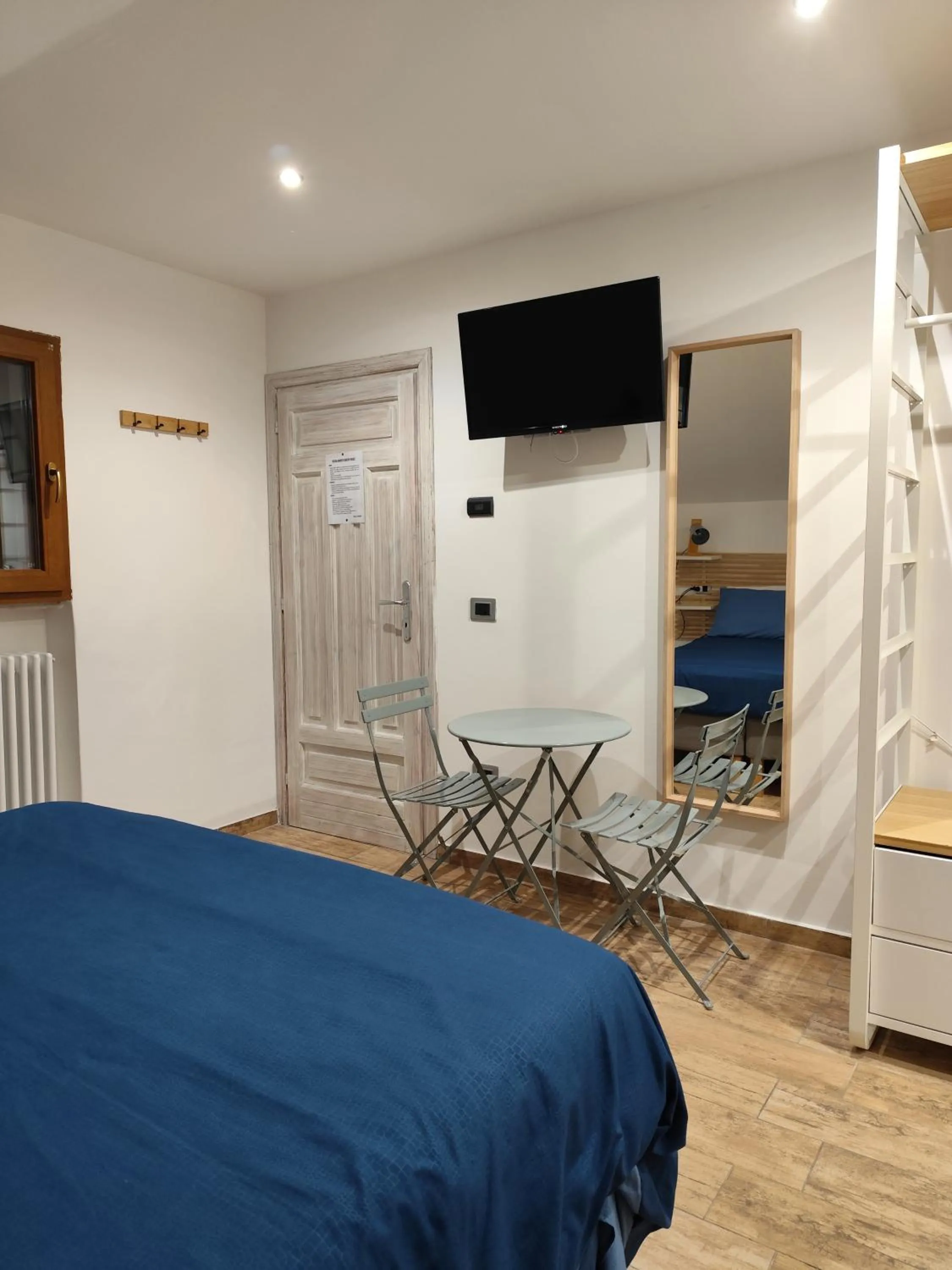 Bedroom, Bed in Forese House