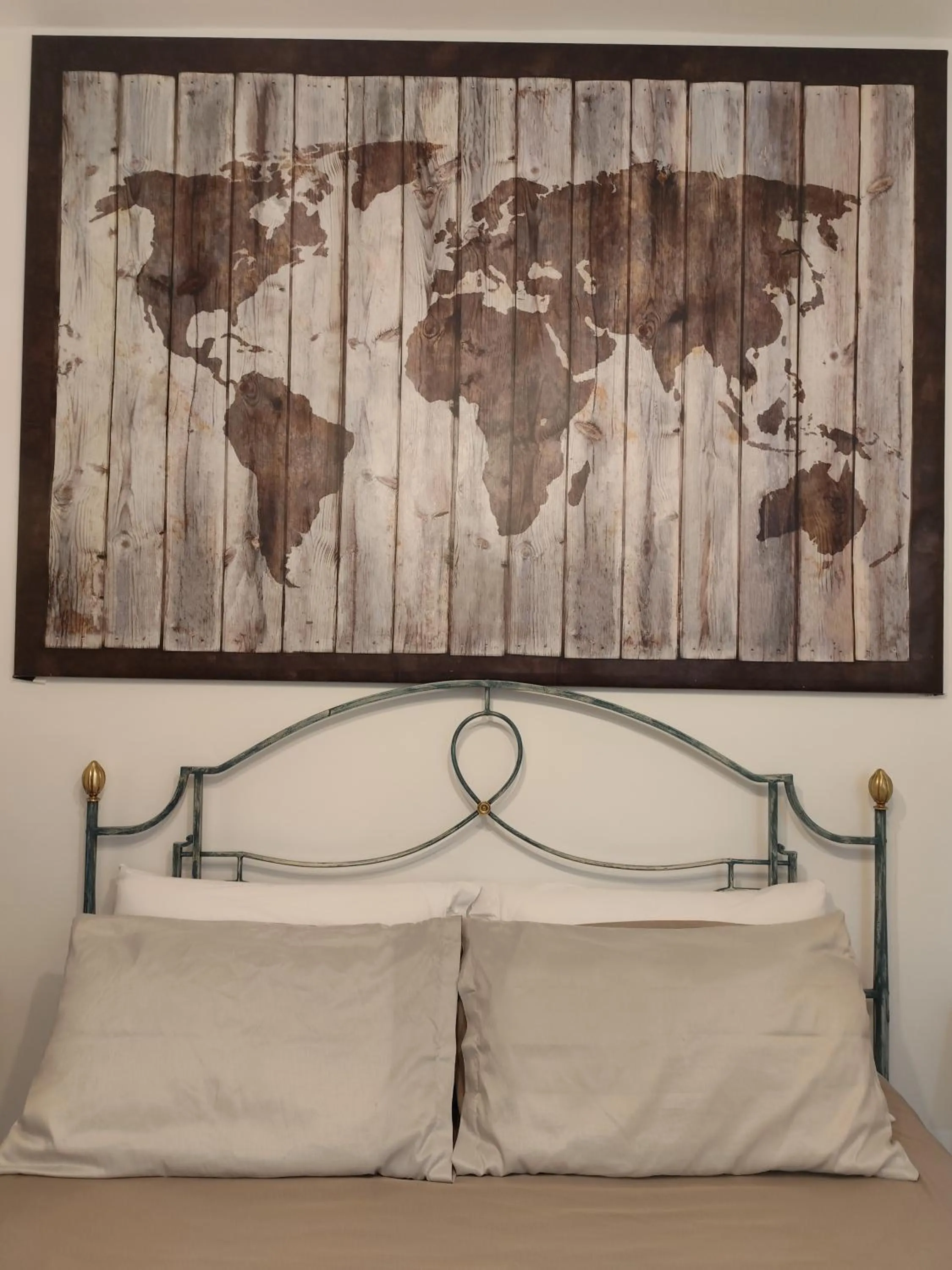 Bedroom, Bed in Forese House