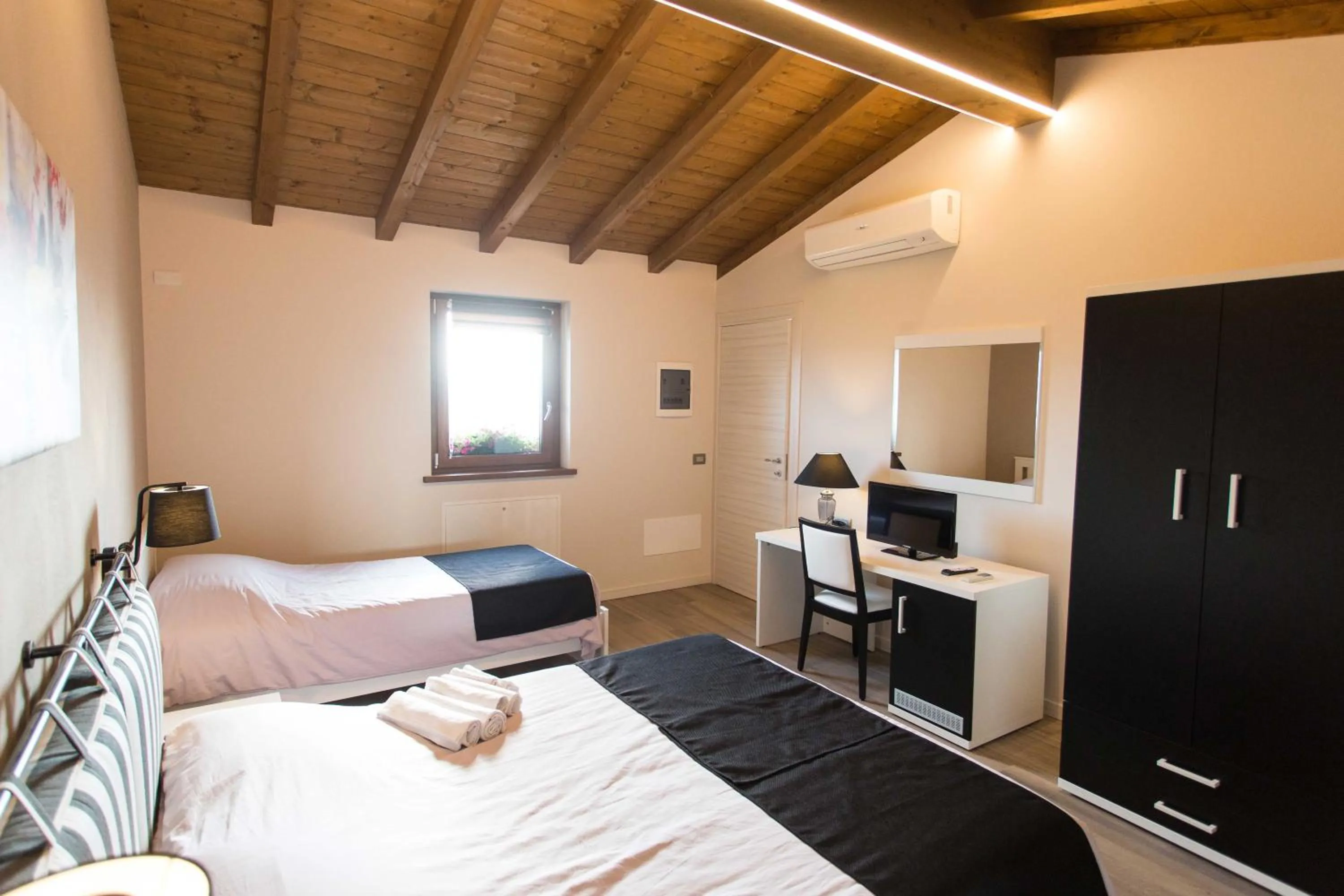 Photo of the whole room, Bed in Ca' del Passero b&b