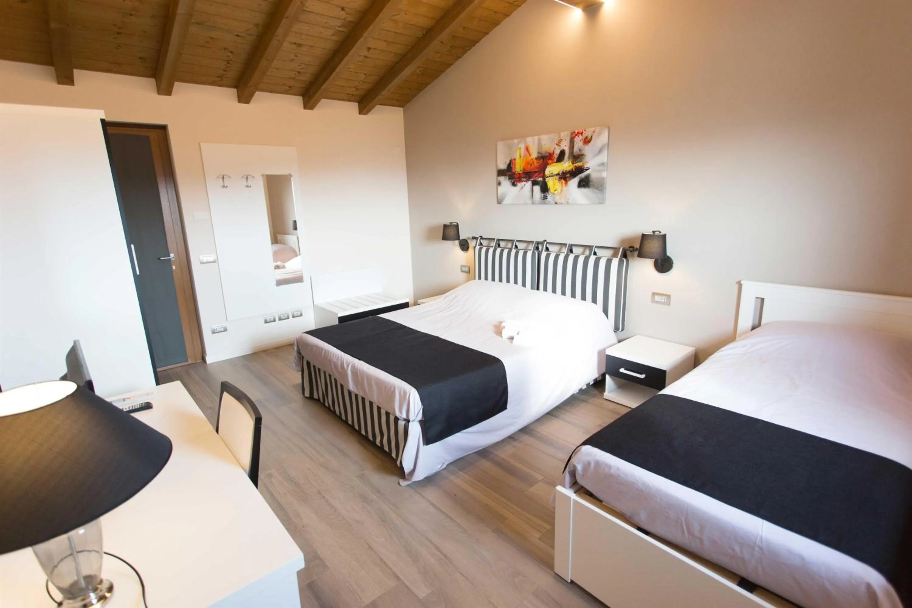 Photo of the whole room, Bed in Ca' del Passero b&b