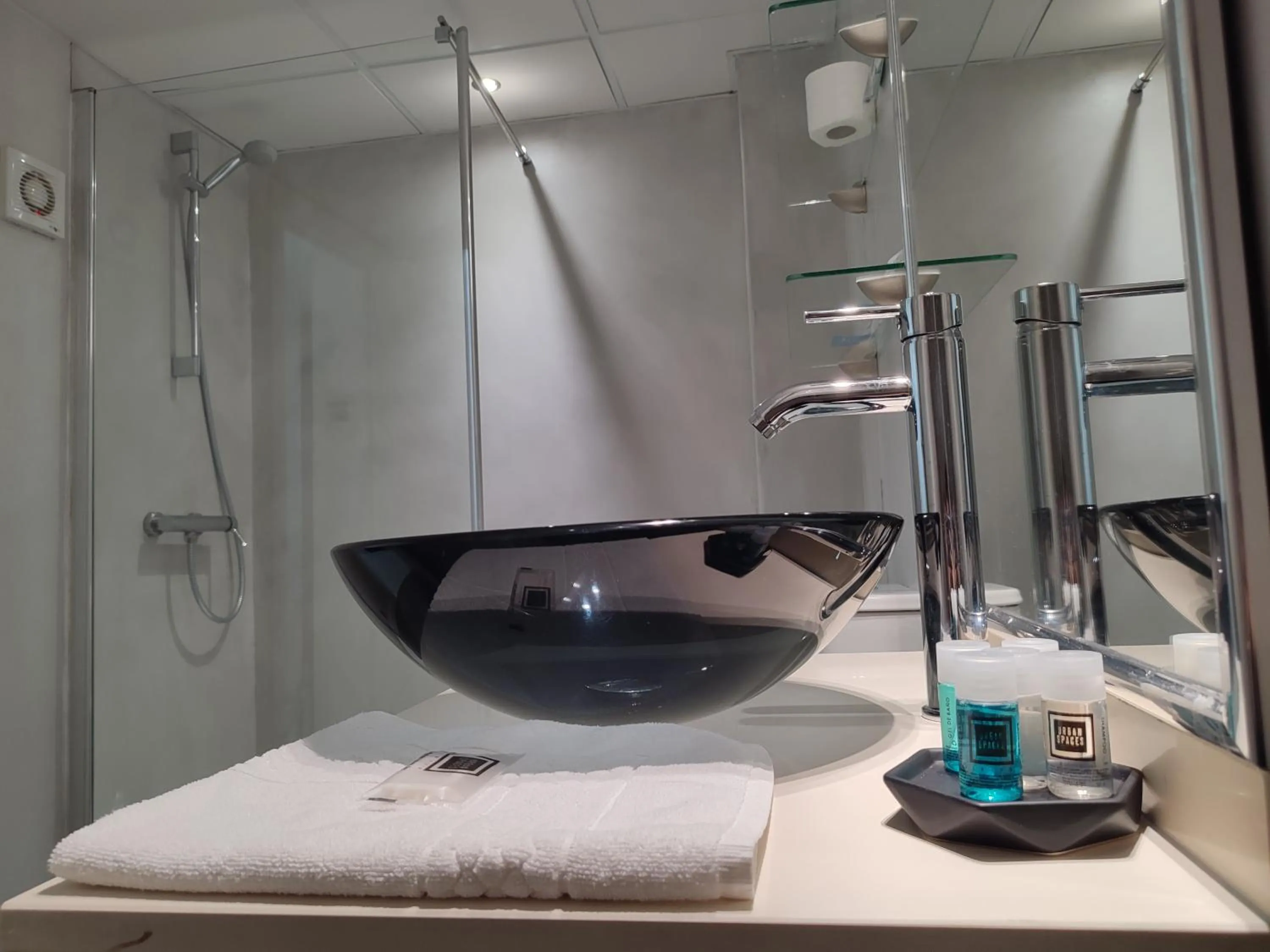 Bathroom in Urban Spaces Ibiza