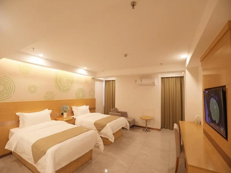 Bed in GreenTree Inn Haikou Chengmai Old Town Software Park Business Hotel