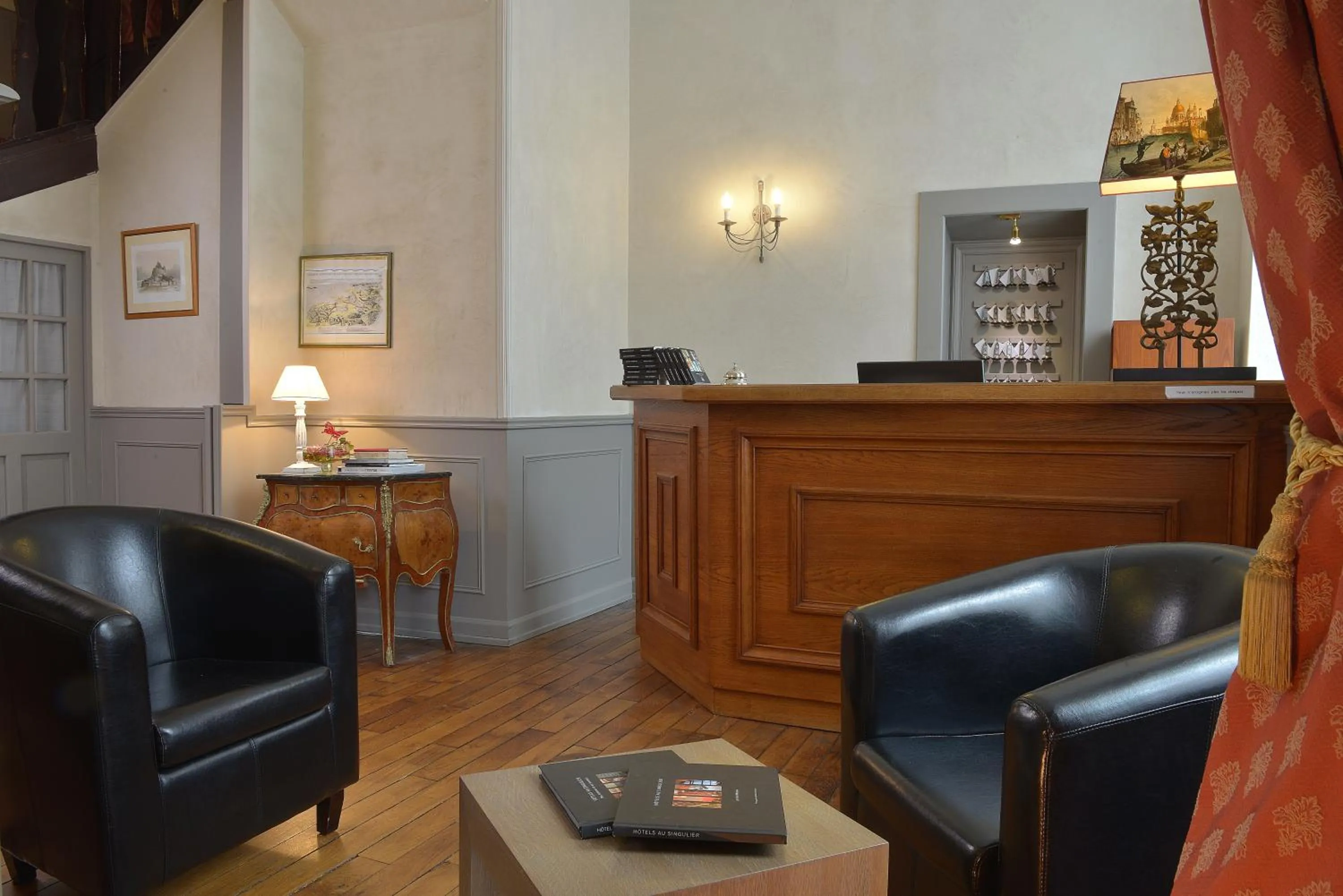 Lobby or reception in Best Western Hôtel Montgomery