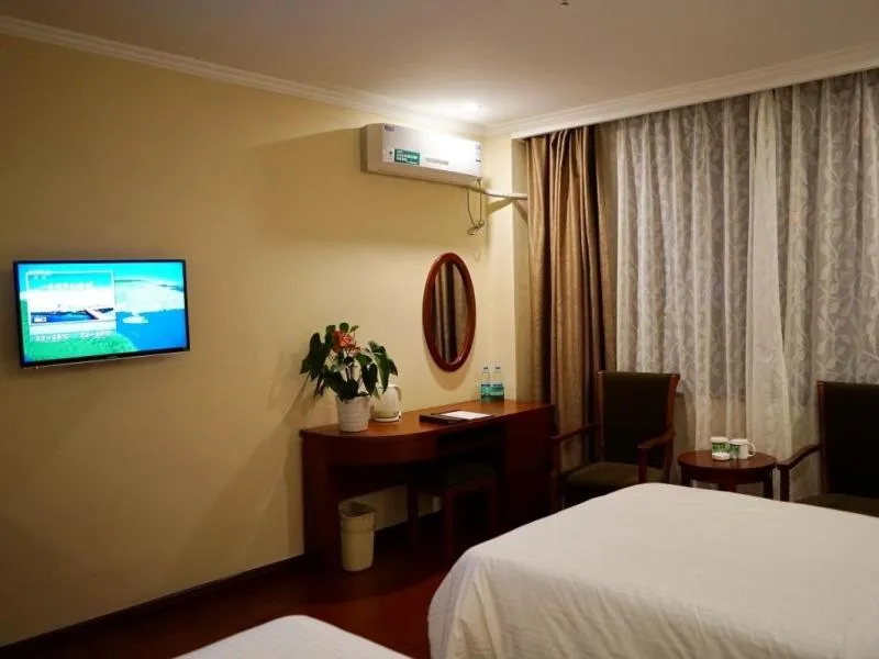GreenTree Inn Nantong Liuqiao Town Government Tongliu Road Express Hotel