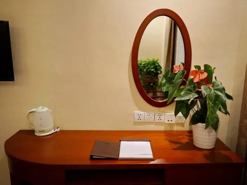 GreenTree Inn Nantong Liuqiao Town Government Tongliu Road Express Hotel