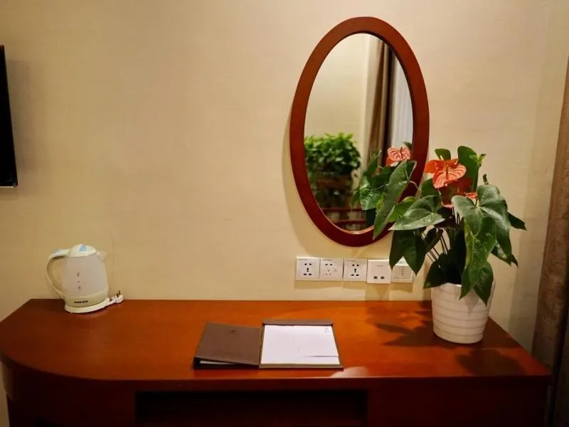 GreenTree Inn Nantong Liuqiao Town Government Tongliu Road Express Hotel