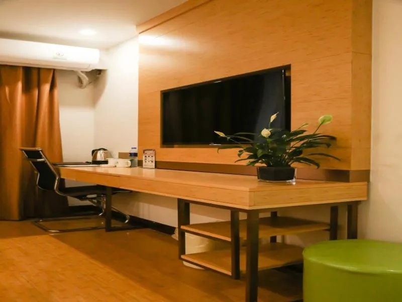 GreenTree Inn Nanjing Pukou District Qiaolin Express Hotel