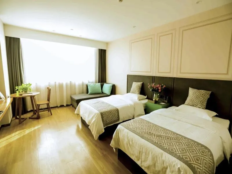 Bed in GreenTree Inn Xuzhou Economic Development Zone Da Miaozhen Business Hotel