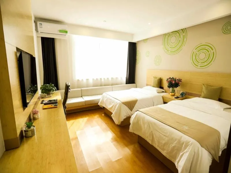 Bed in GreenTree Inn Xuzhou Economic Development Zone Da Miaozhen Business Hotel