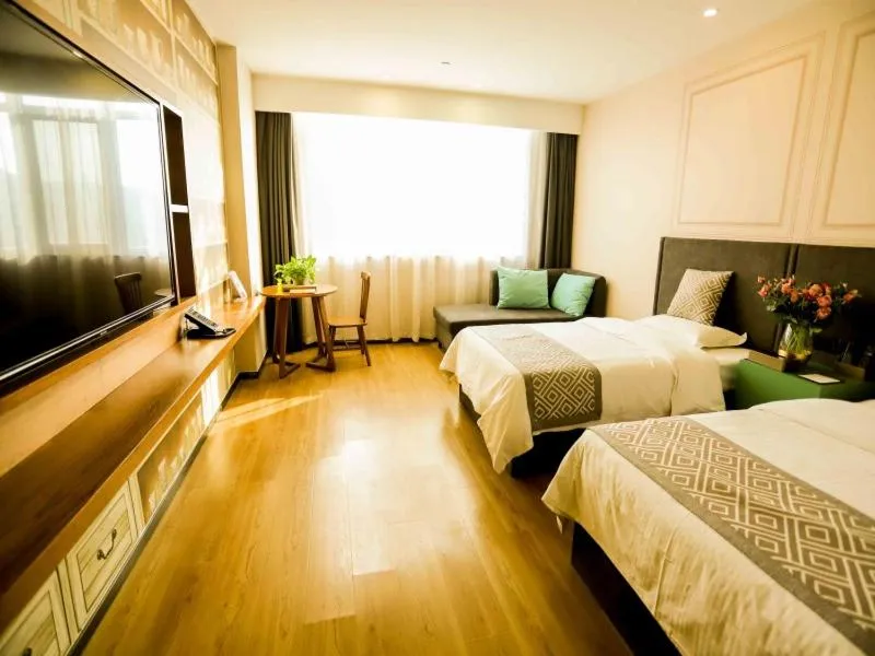 Bed in GreenTree Inn Xuzhou Economic Development Zone Da Miaozhen Business Hotel