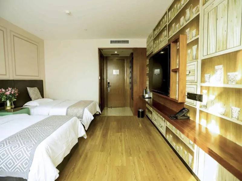 Bed in GreenTree Inn Xuzhou Economic Development Zone Da Miaozhen Business Hotel