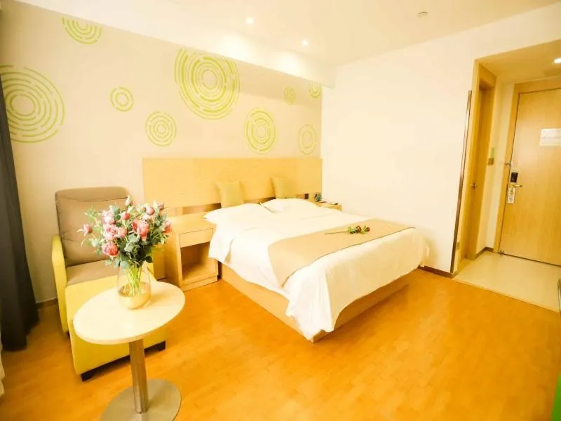 Bed in GreenTree Inn Xuzhou Economic Development Zone Da Miaozhen Business Hotel