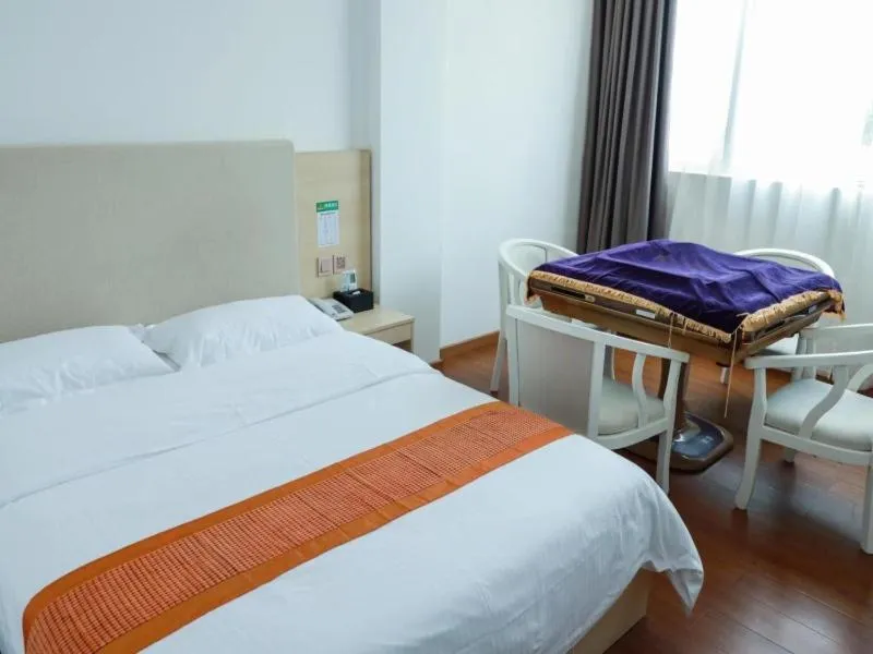 GreenTree Alliance Guangzhou Huadu District Tuanjie Village Airport Hotel