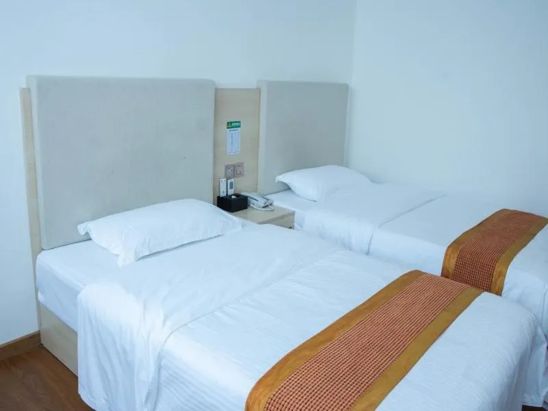 GreenTree Alliance Guangzhou Huadu District Tuanjie Village Airport Hotel