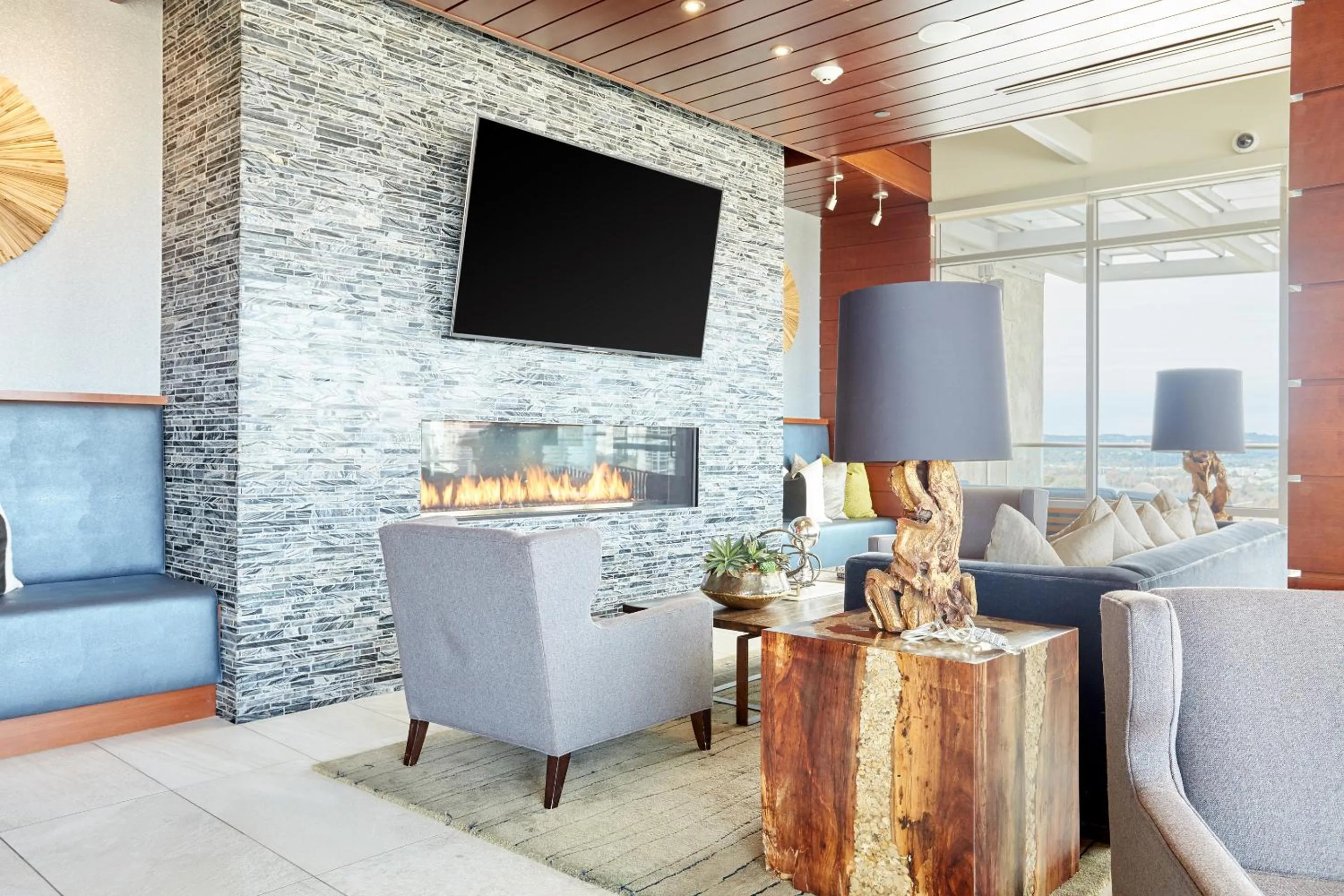 Lounge or bar in Sonder at The Catherine