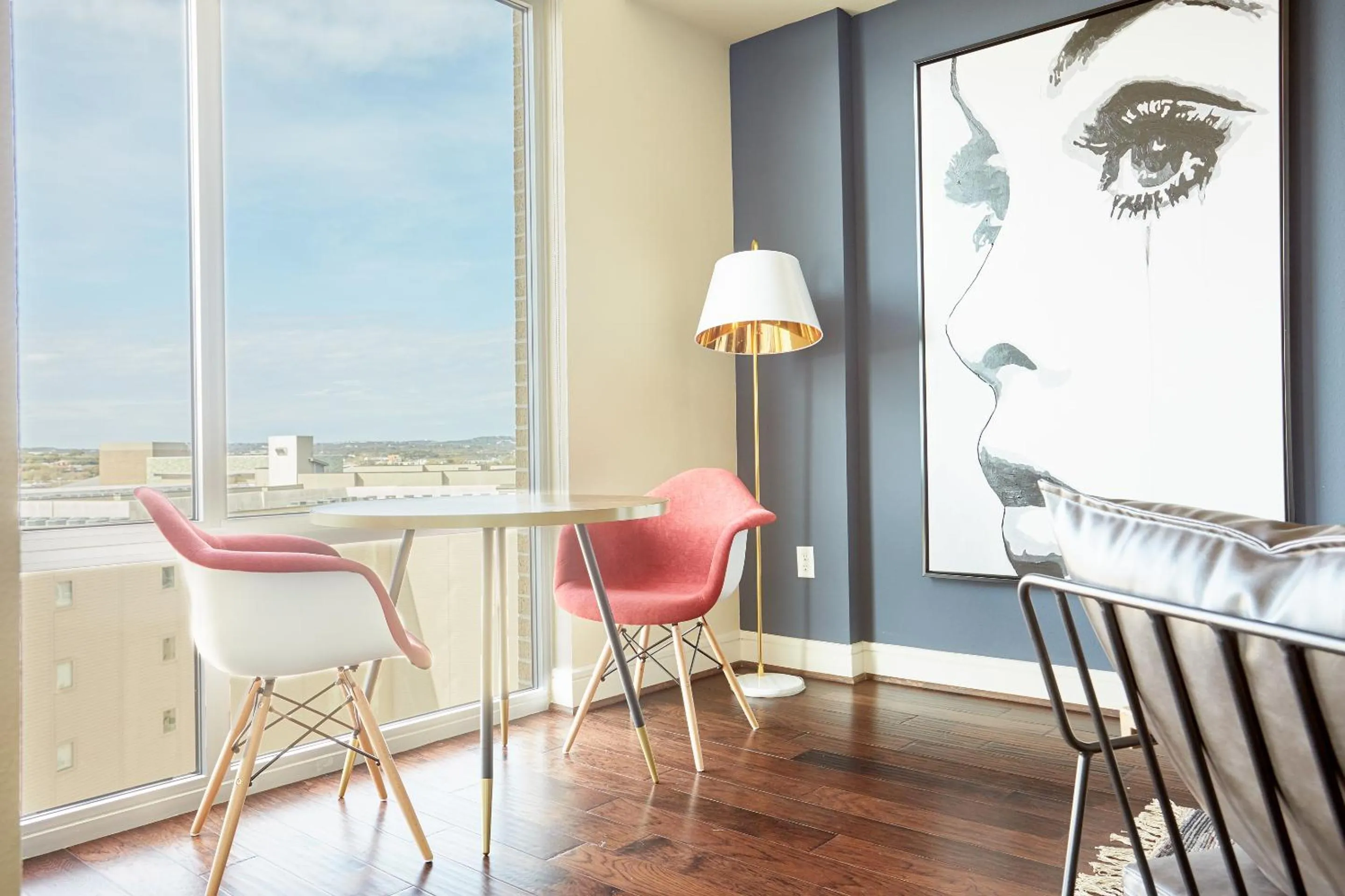 Living room in Sonder at The Catherine