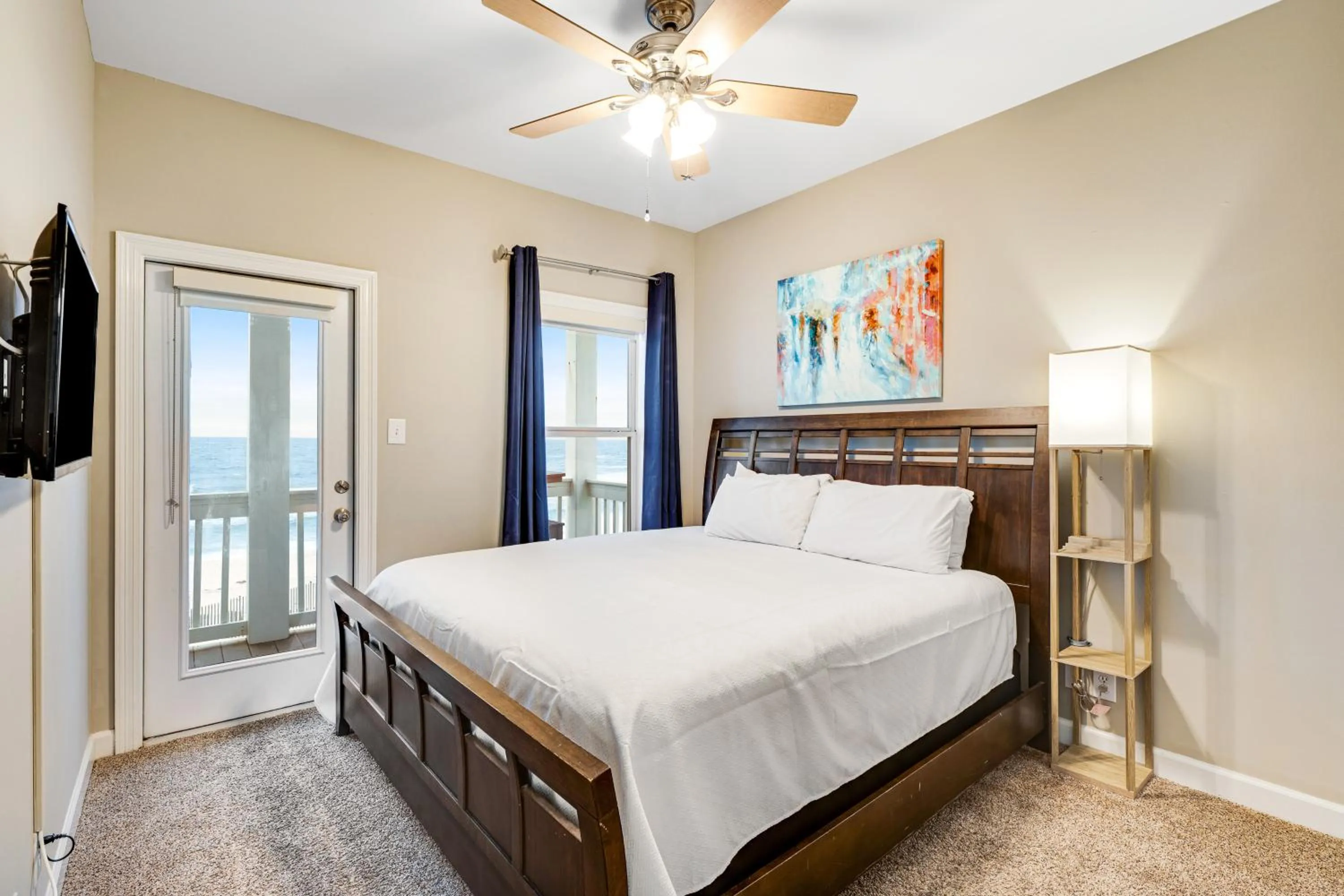 Bed in Wave Dancer by Meyer Vacation Rentals