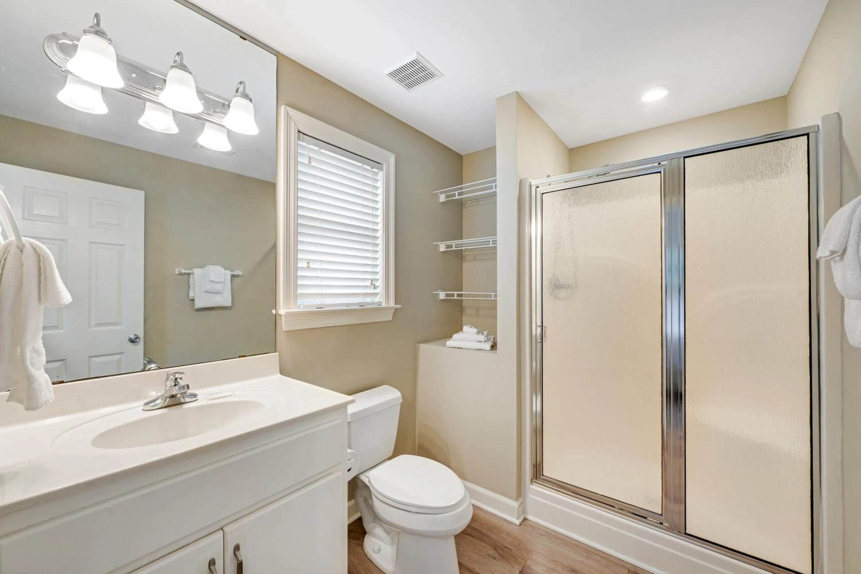 Wave Dancer by Meyer Vacation Rentals