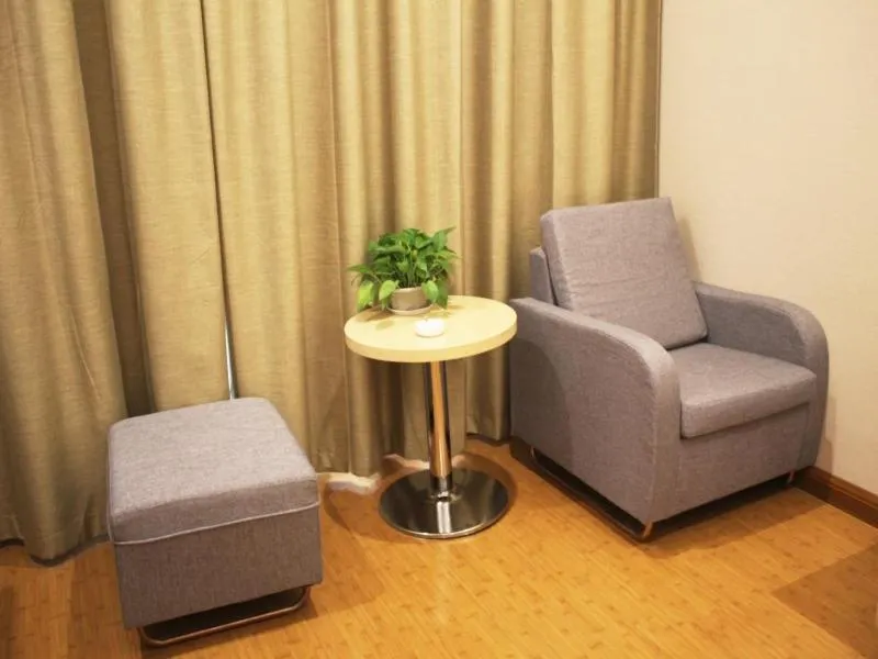 GreenTree Inn Zhengzhou Fangte Green Expo Park Shangdu Road Express Hotel