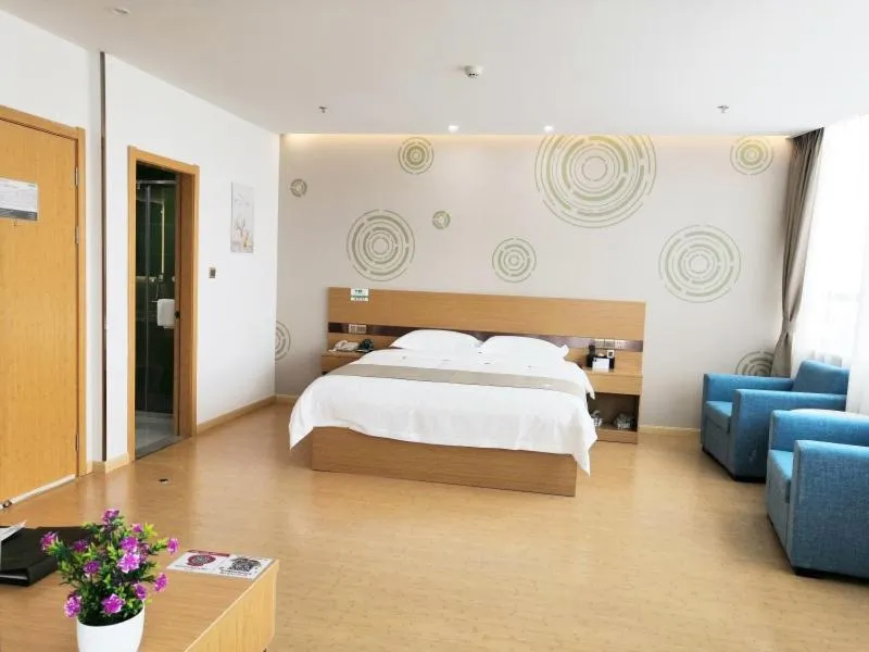 Bed in GreenTree Inn Shanghai Jinshan District Wanda Plaza Longhao Road Express Hotel